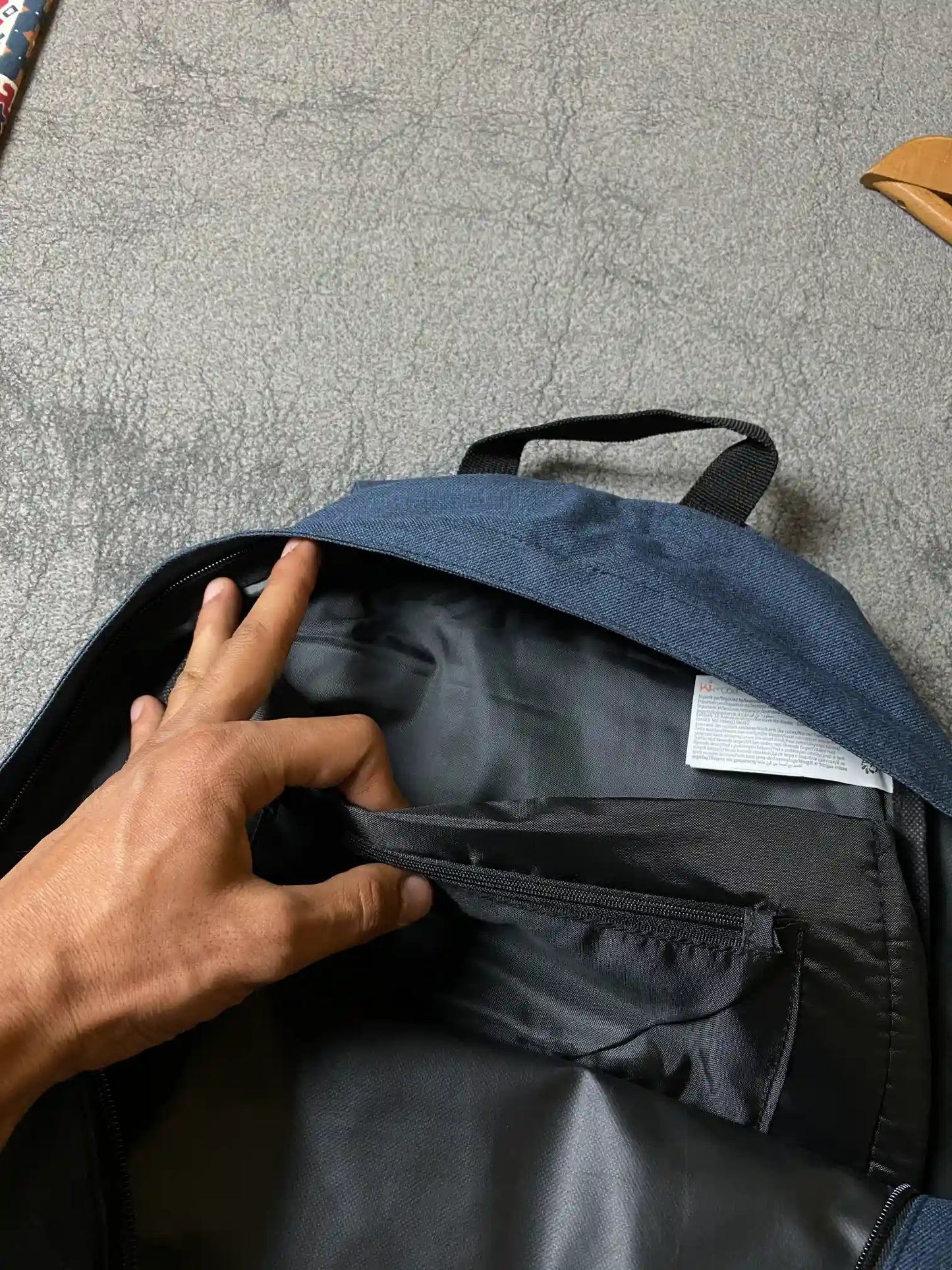 PREMIUM PLUS CONDITION
LAPTOP CARRY OPTION
