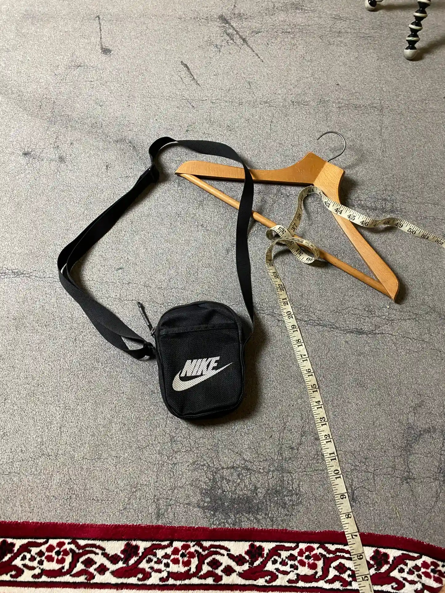 NIKE CROSSBODY BAGS