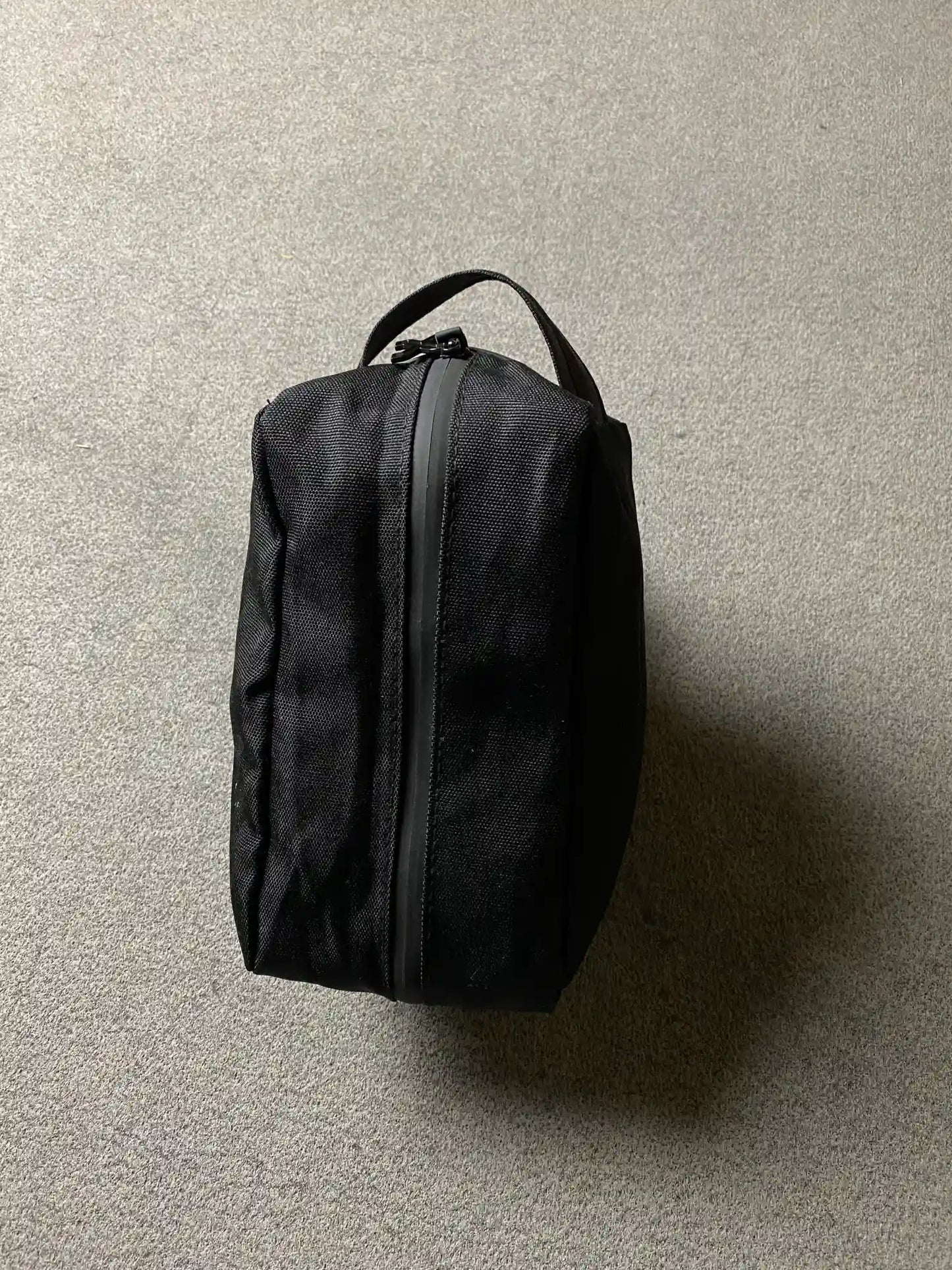 TRAVEL HAND ADJUSTABLE BAGS