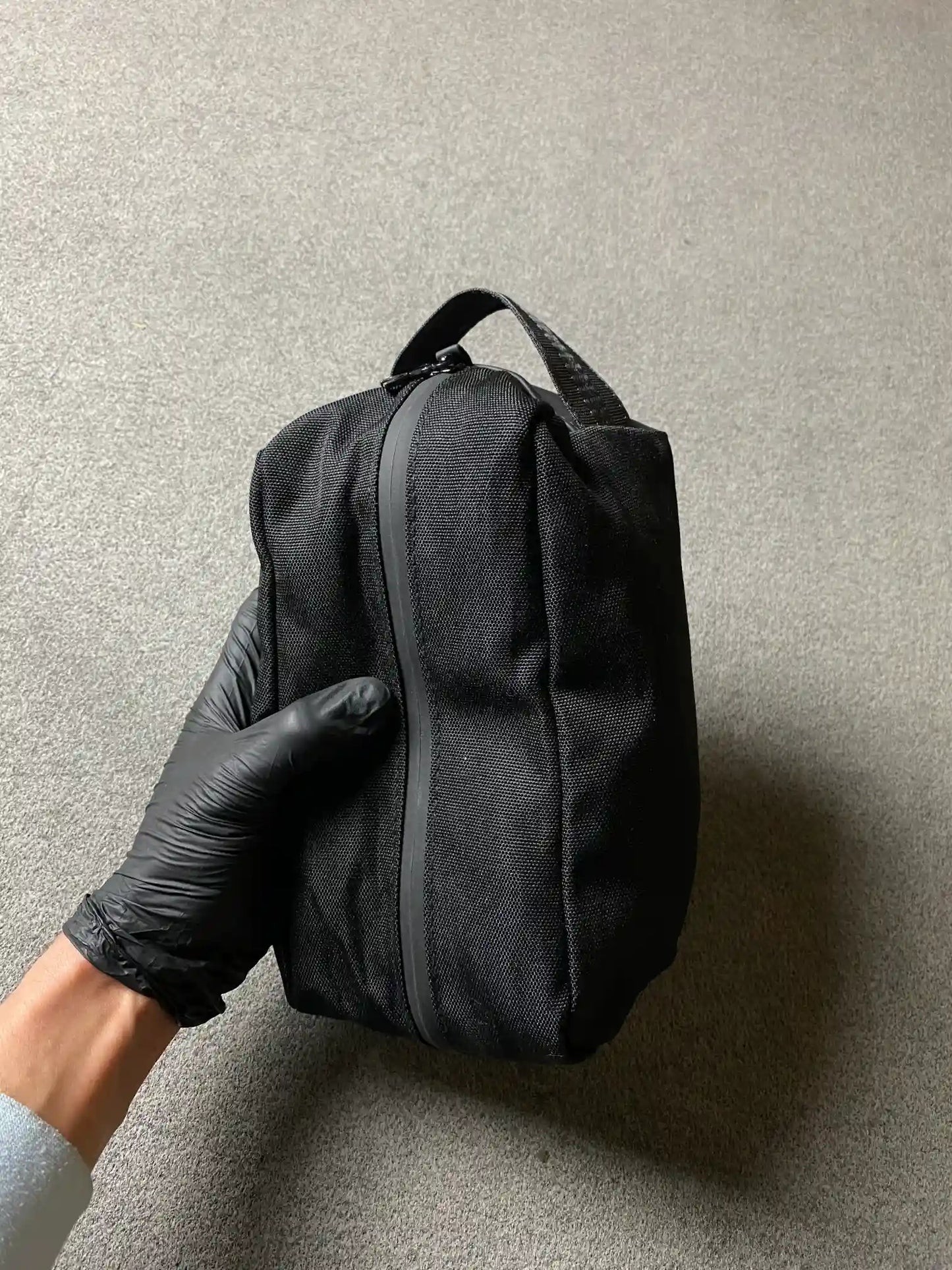 TRAVEL HAND ADJUSTABLE BAGS
