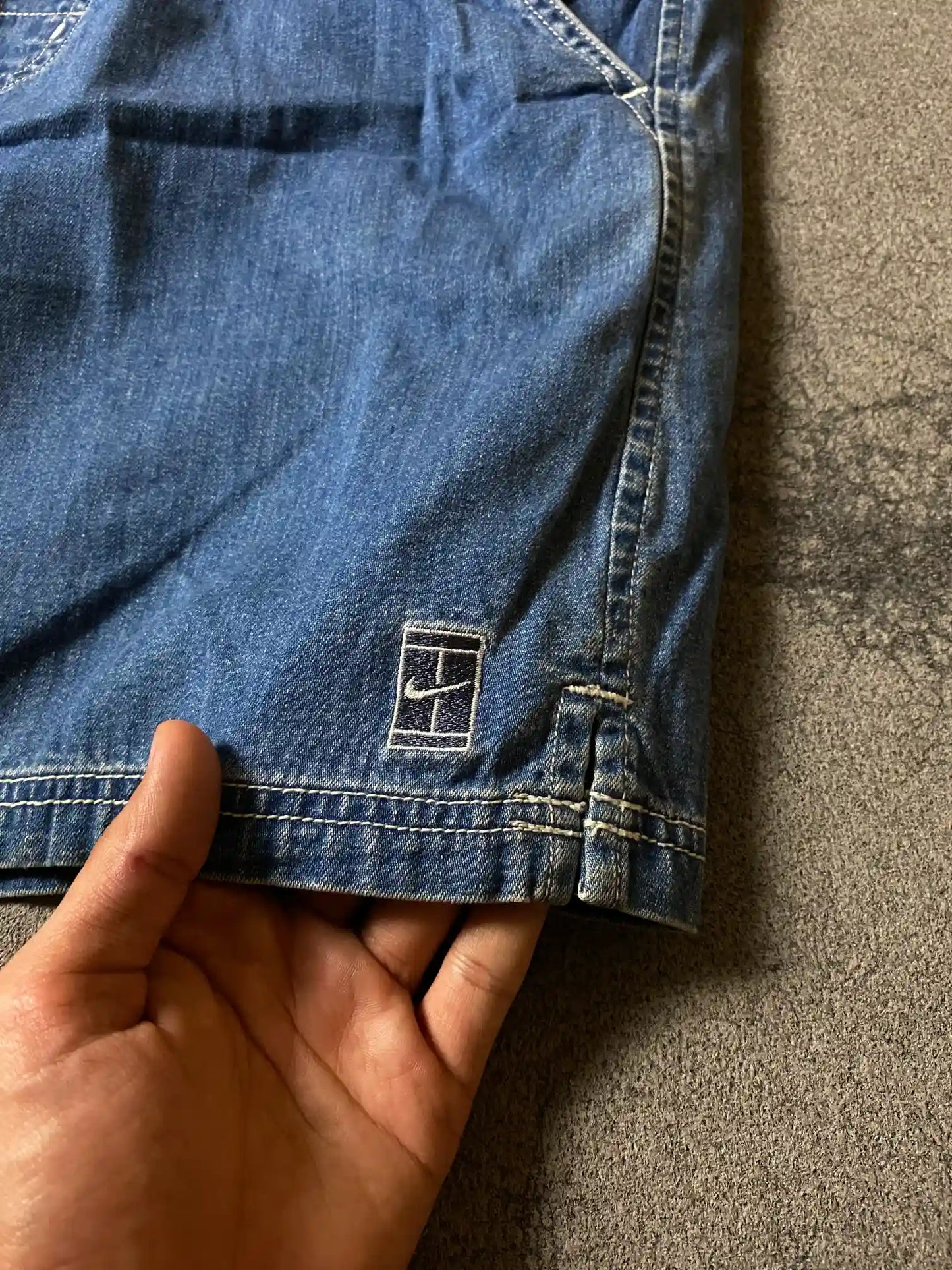VINTAGE NIKE JEANS SHORTS