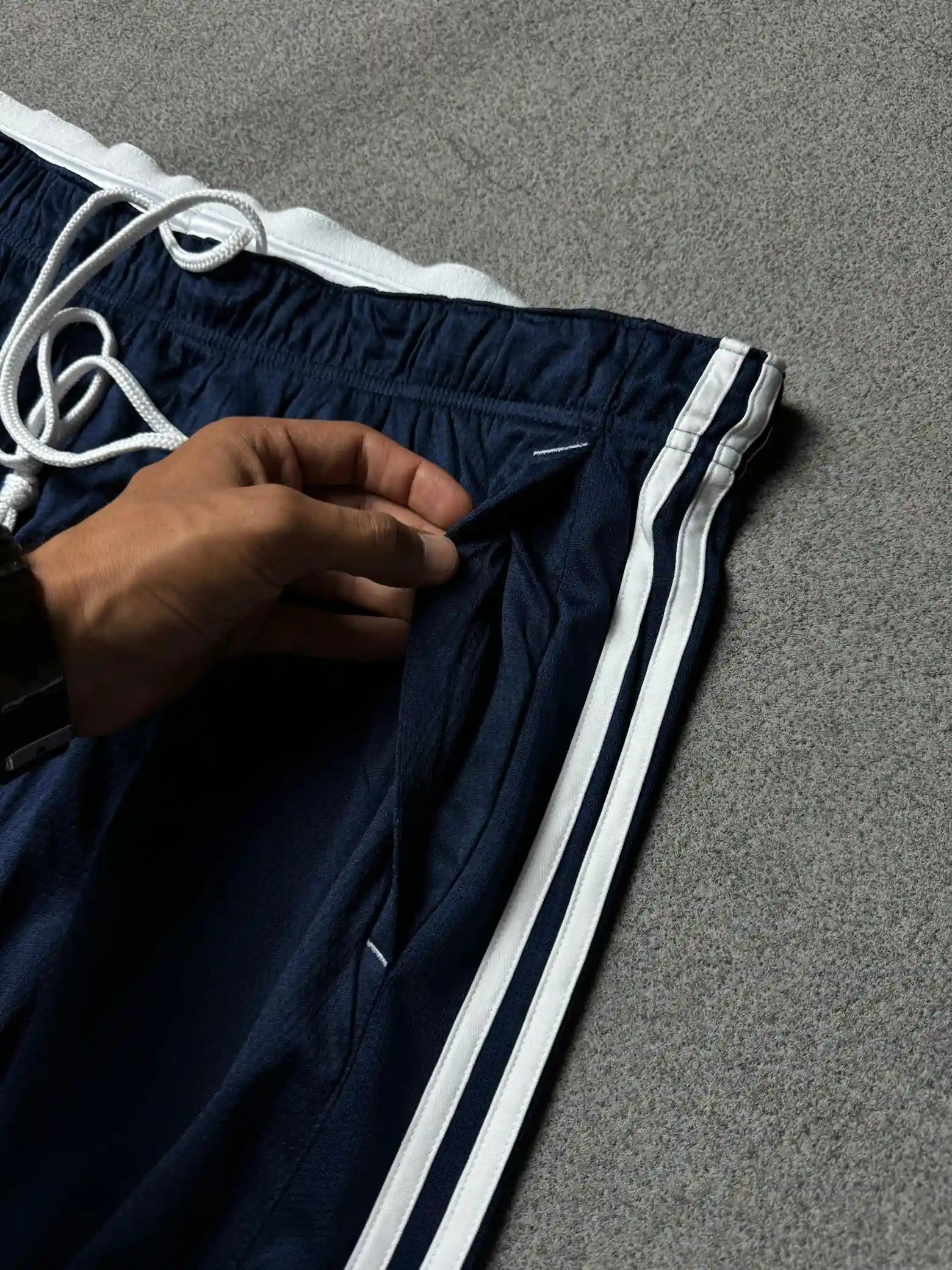 ADIDAS CLIMALITE POCKETS SHORT // 2XL MADE IN VIETNAM