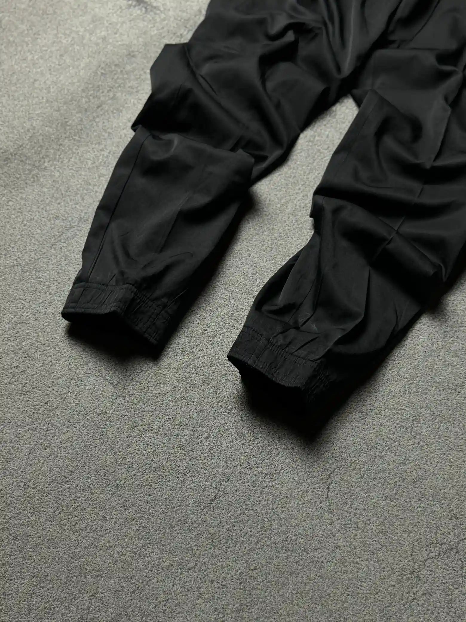 PUMA PARACHUTE JOGGER TROUSERS