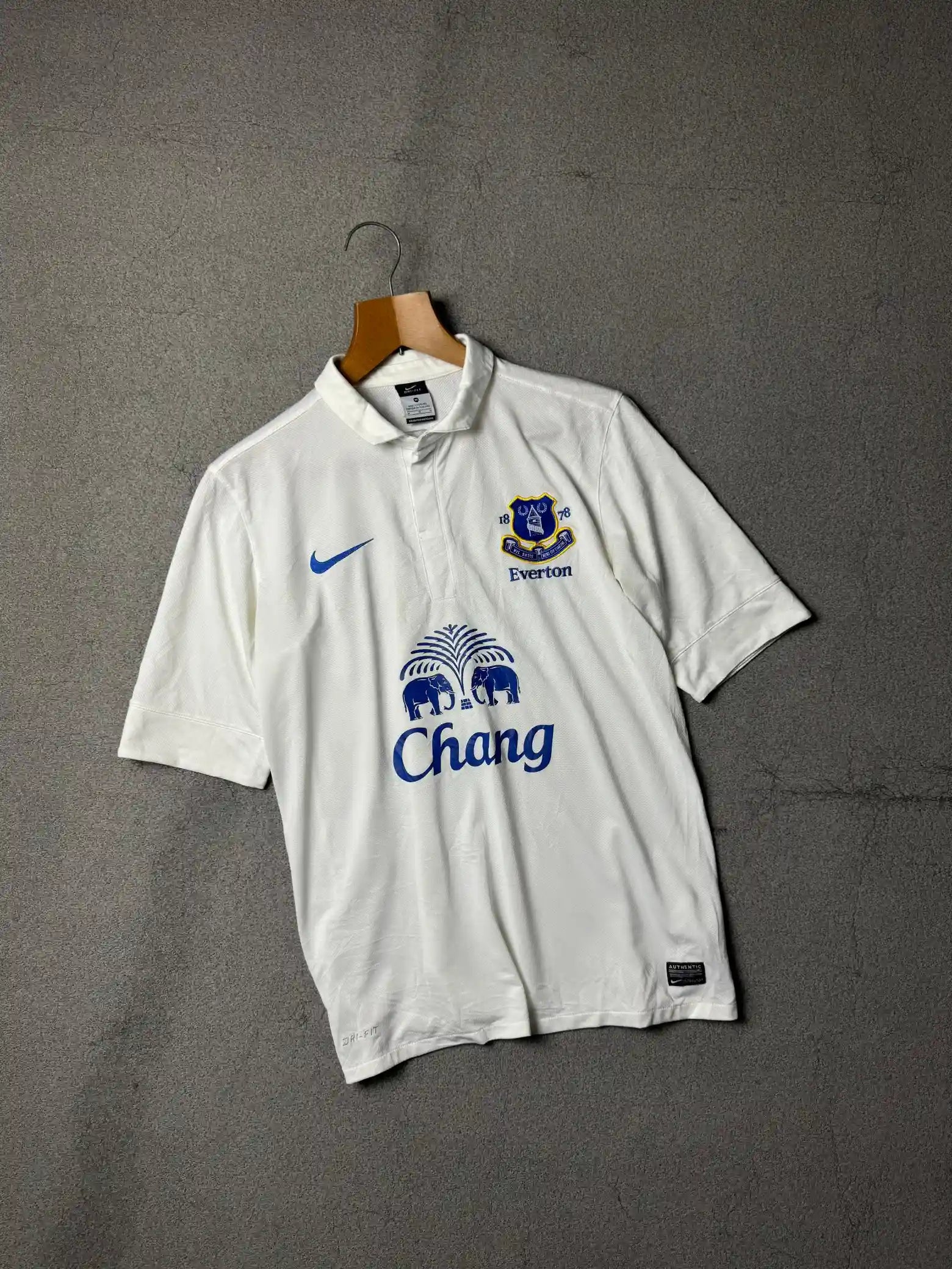 CLASSIC RETRO EVERTON X NIKE AUTHENTIC JERSEY // MEDIUM 🔥🥶