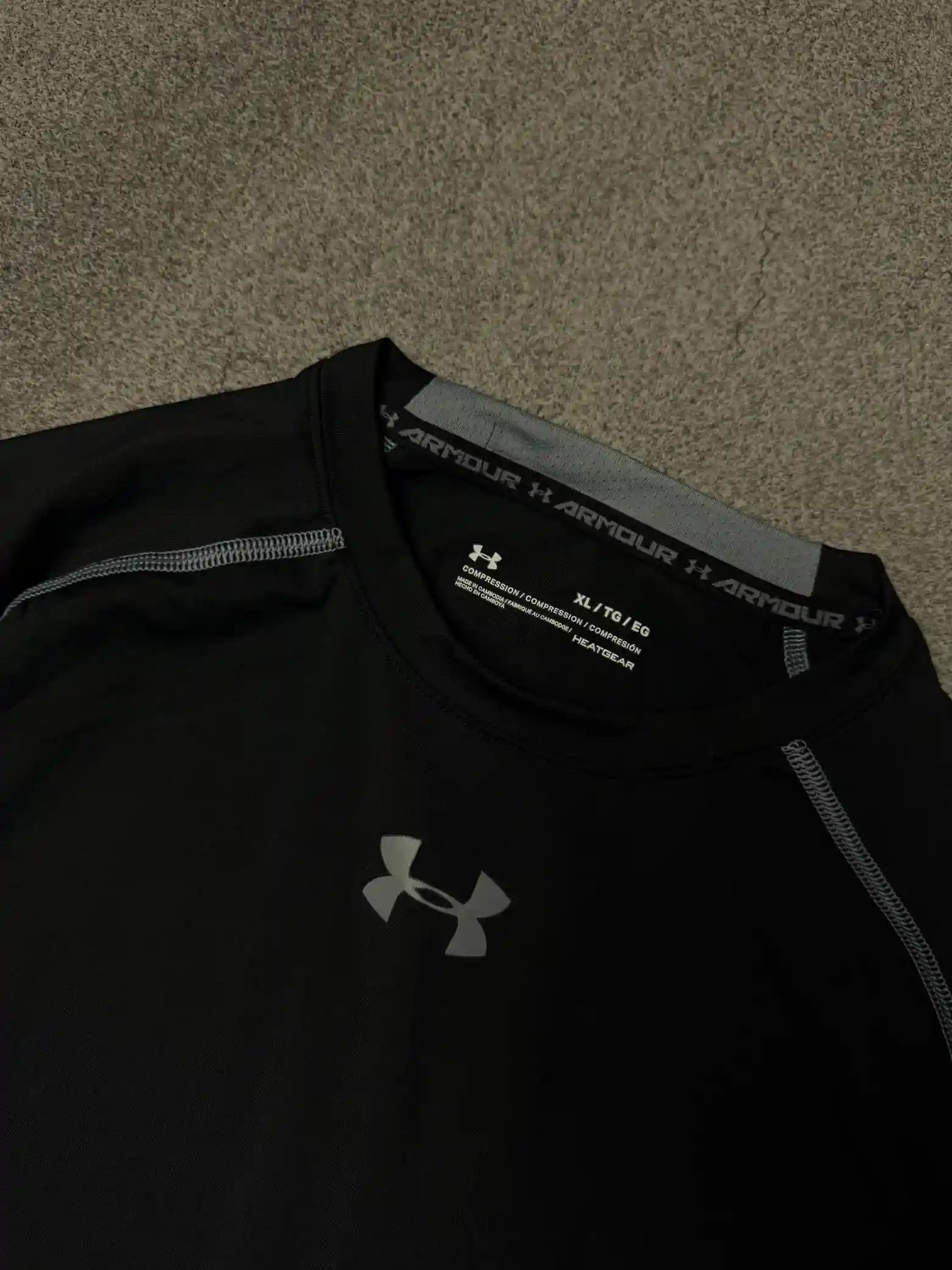 UNDERARMOUR BLACK  COMPRESSION