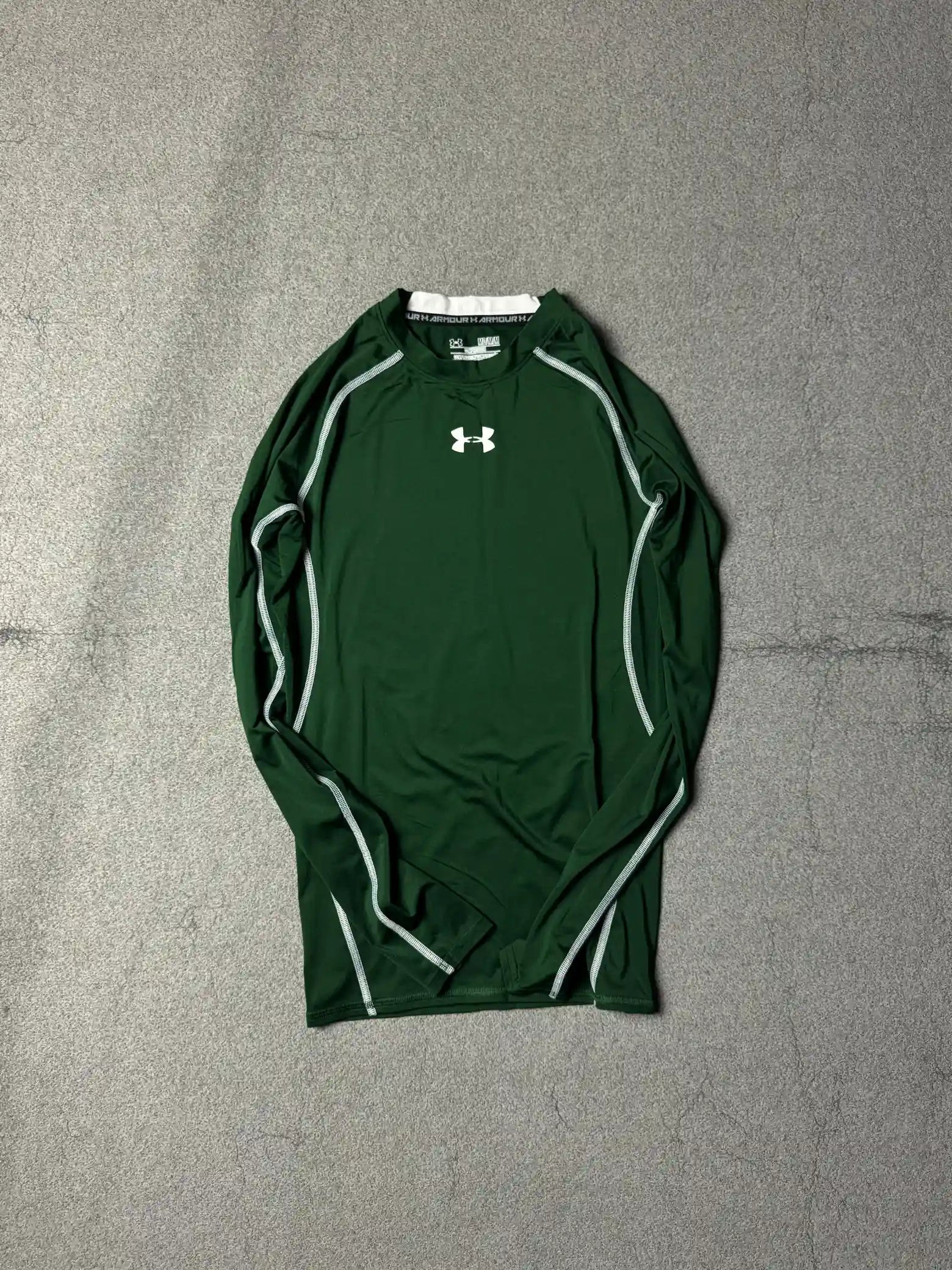 UNDERARMOUR FULL SLEEVES COMPRESSIONS