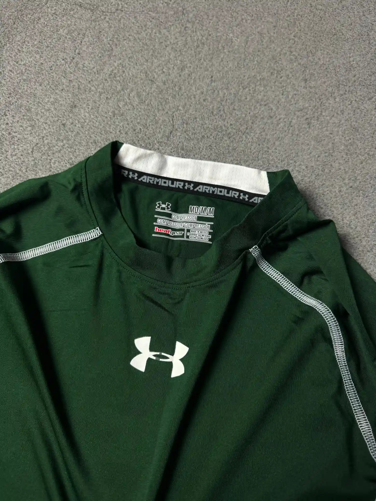 UNDERARMOUR FULL SLEEVES COMPRESSIONS