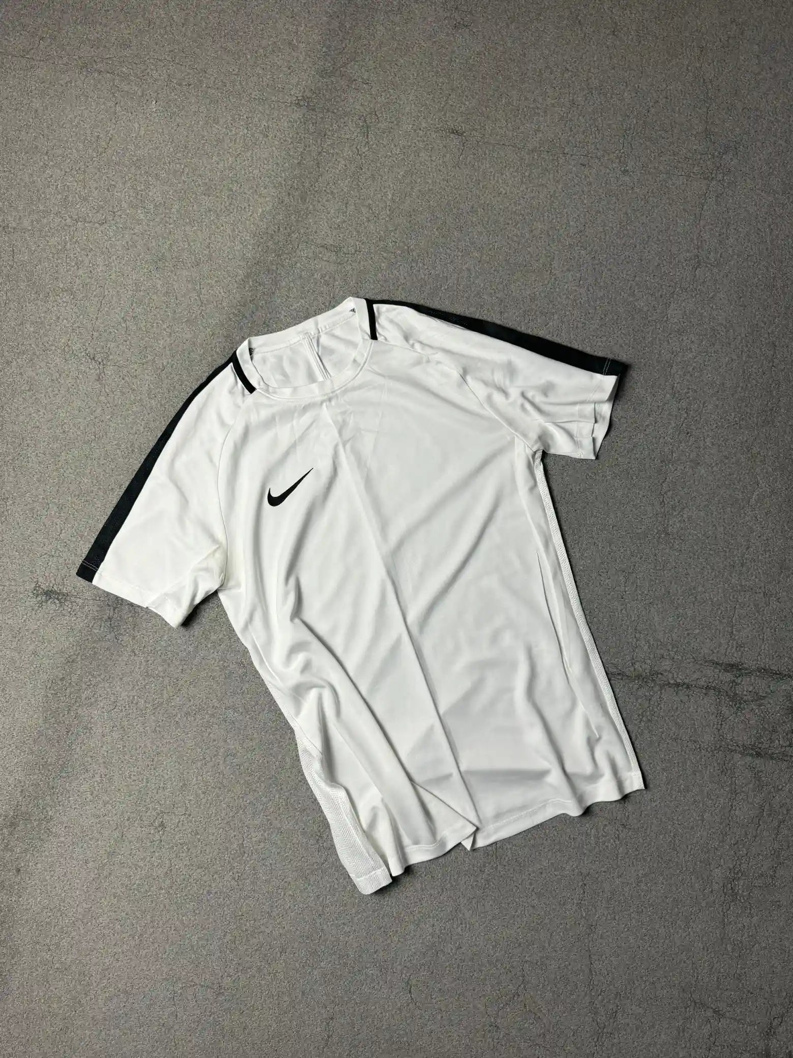 Nike Acadmey Dri-Fit T-Shirt