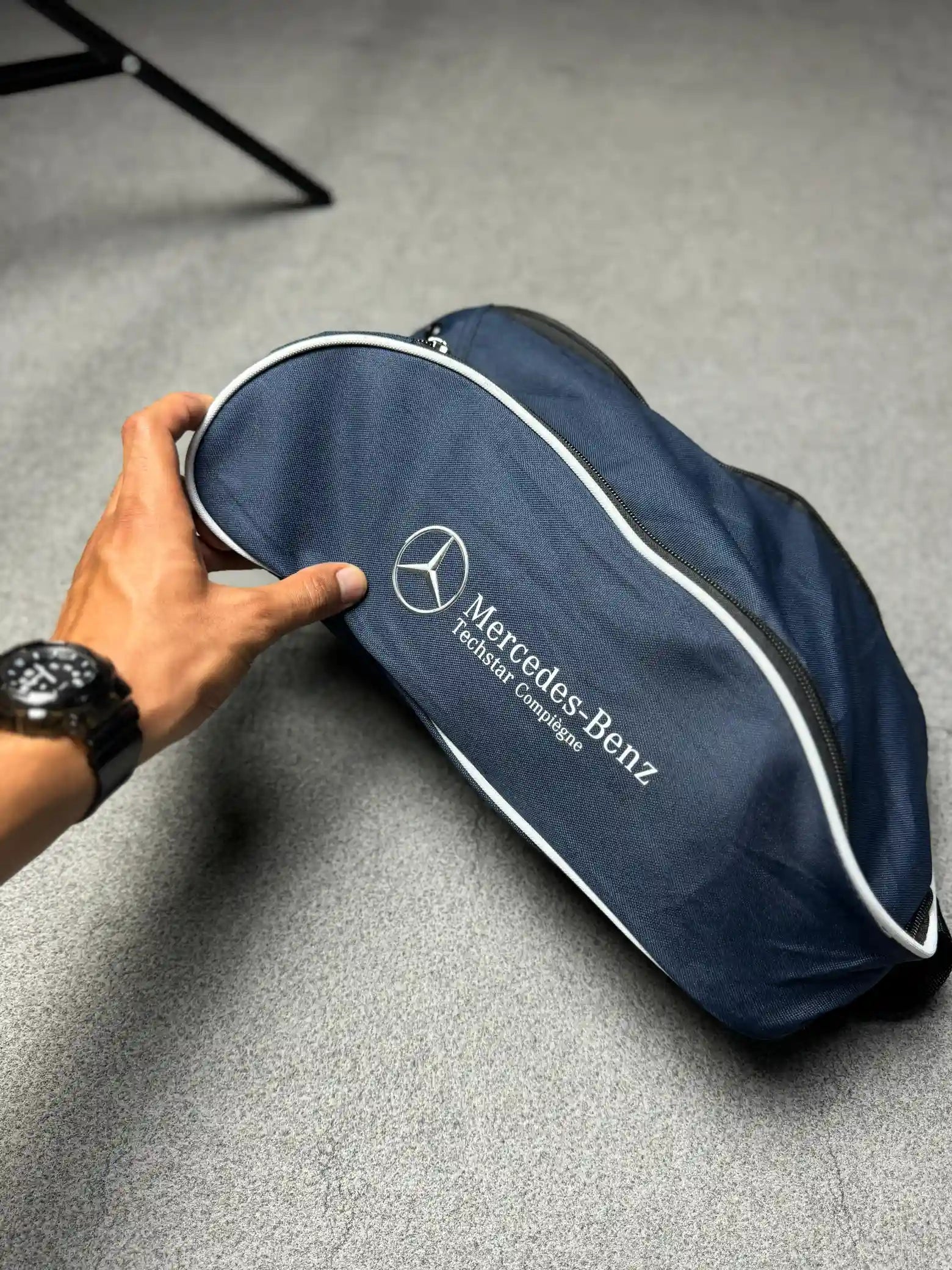 MERCEDES BENZ HANG BAG