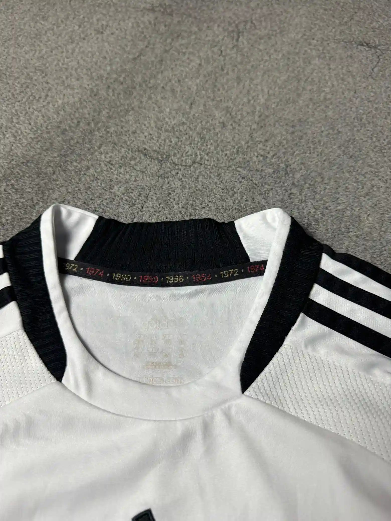 AUTHENTIC VINTAGE DEUTSCHLABD 2008/09 X ADIDAS ORIGINAL HONE JERSEY