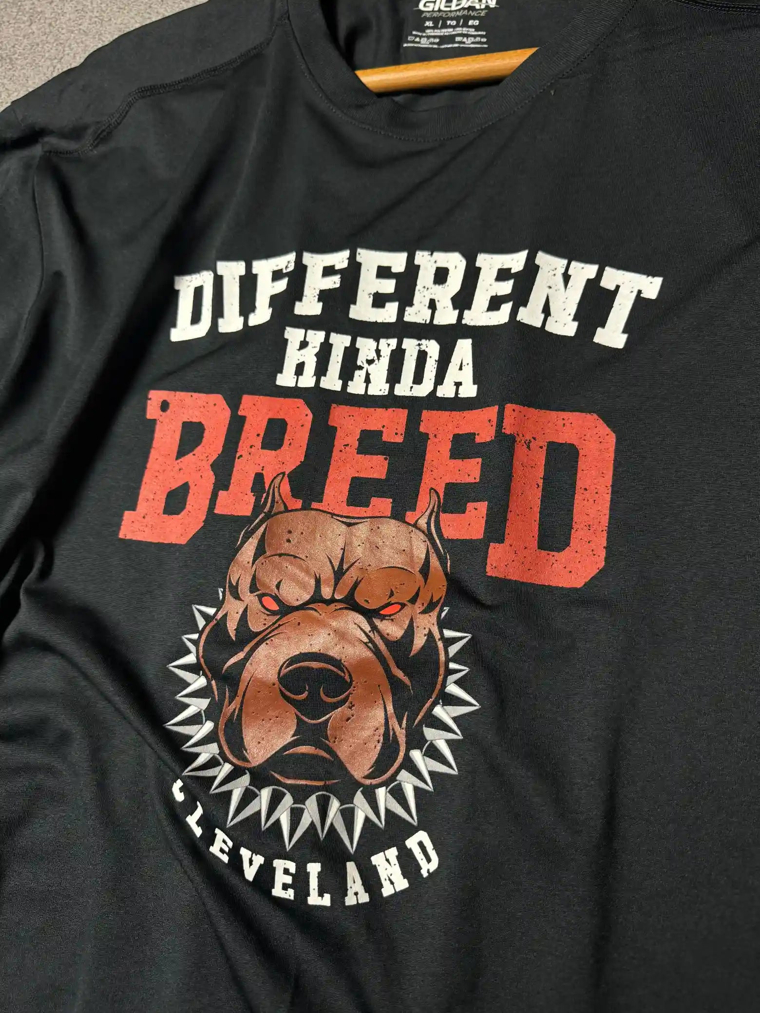 GILDAN PERFORMANCE // DIFFERENT BREED T-SHIRTS