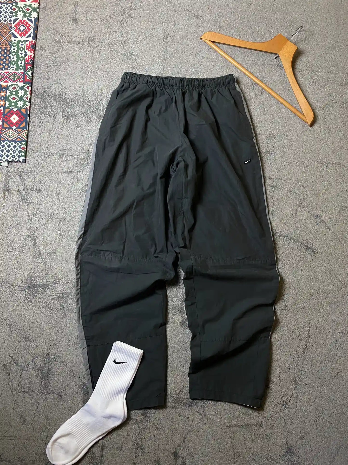 NIKE WARM STREET WEAR TROUSER