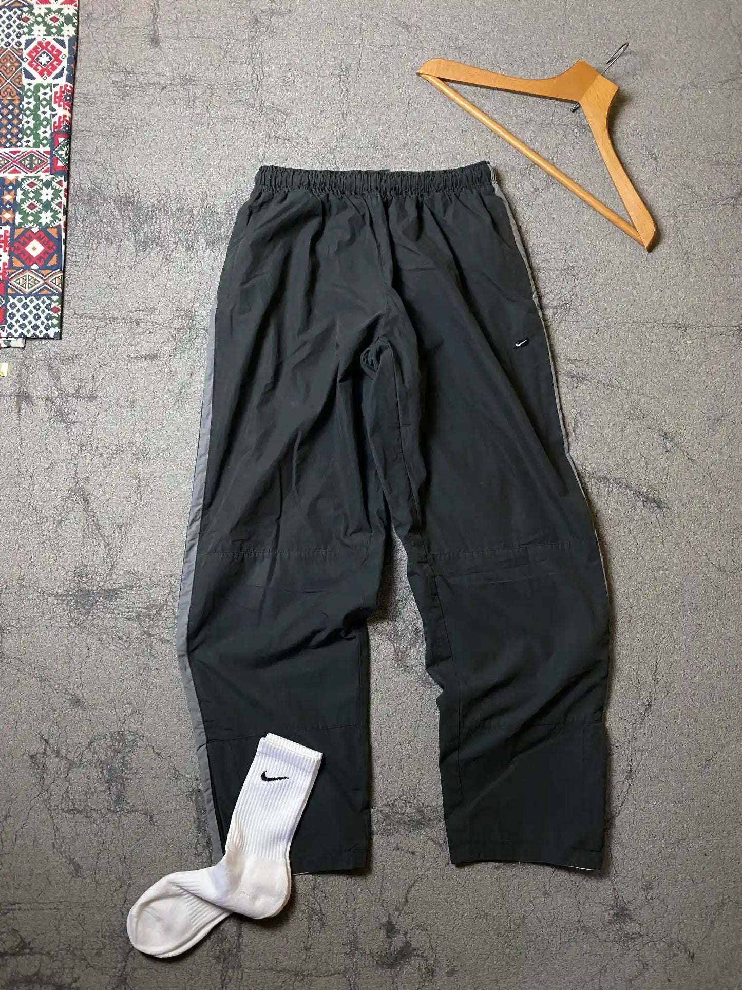 NIKE WARM STREET WEAR TROUSER