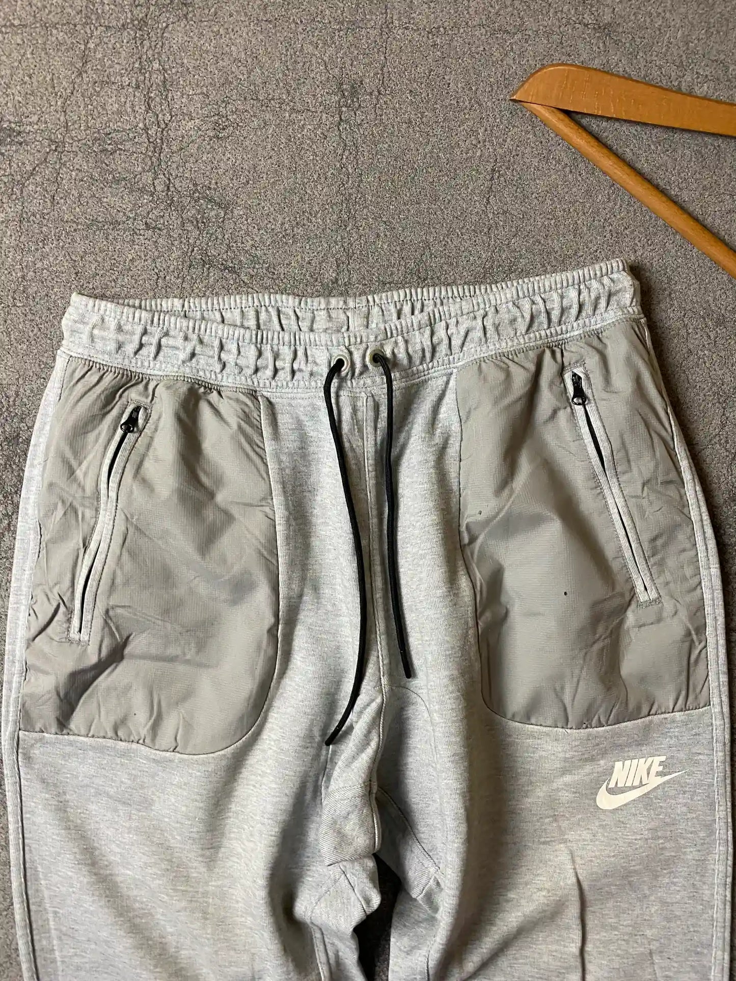 NIKE FLEECE TROUSER