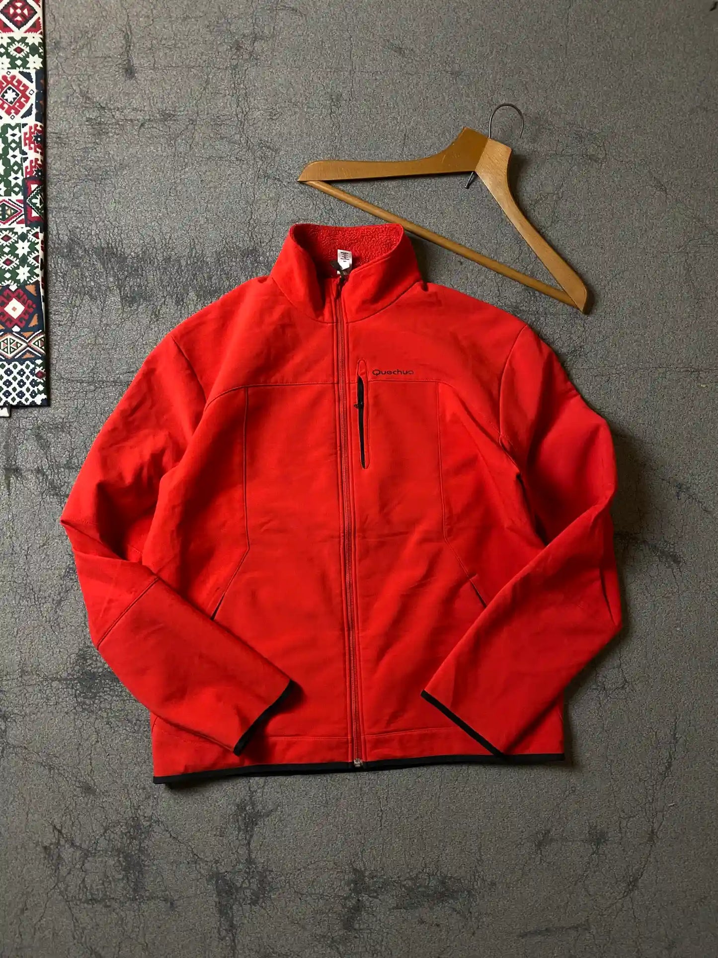 QUECHUA WINBREAKER JACKET