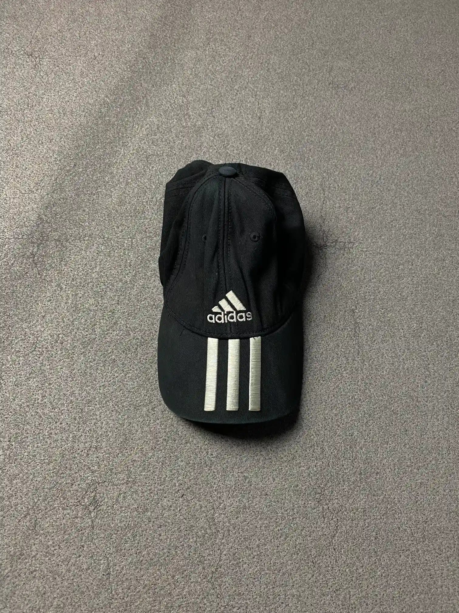 ADIDAS BLACK SPORTS CAPS