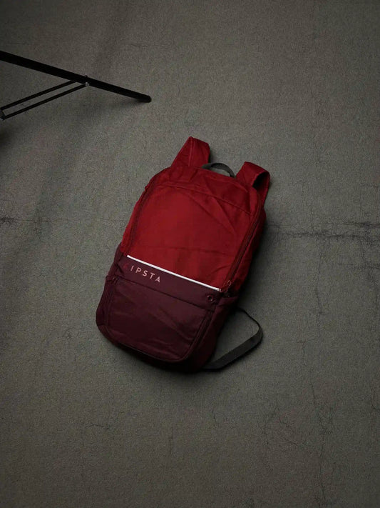 KIPSTA DECATHLON BACKPACK 🥶 🔥 
100% ORIGINAL 
PREMIUM CONDITION 
LENGTH 18
WIDTH 13