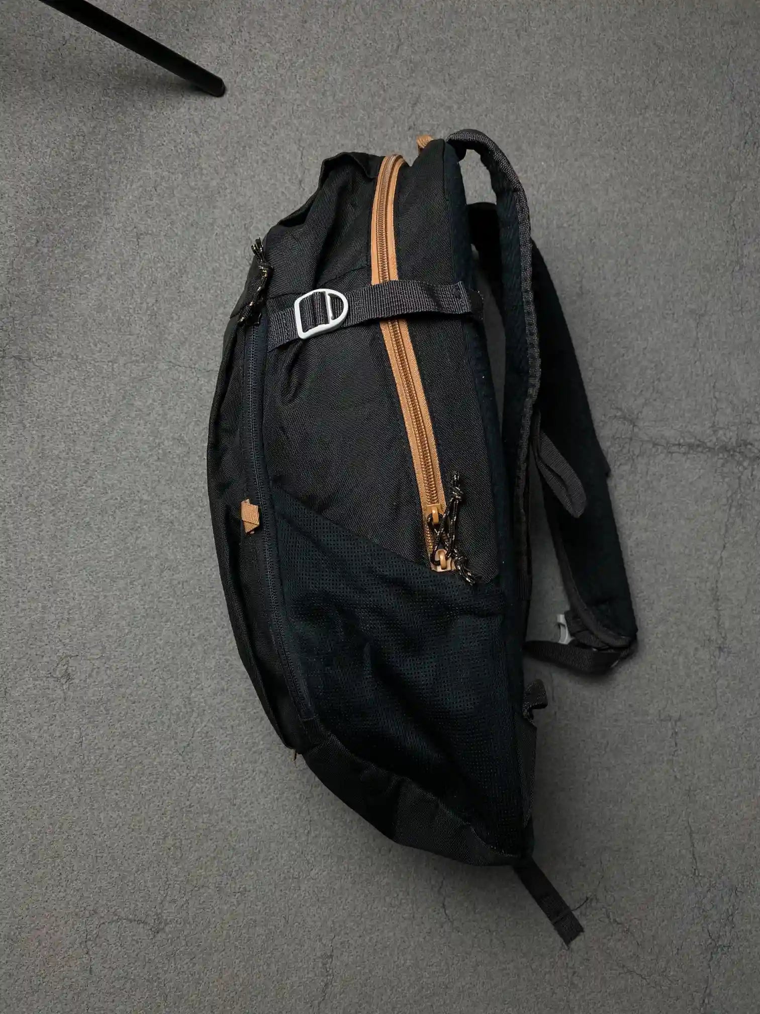 QUECHUA DECATHLON BACKPACK