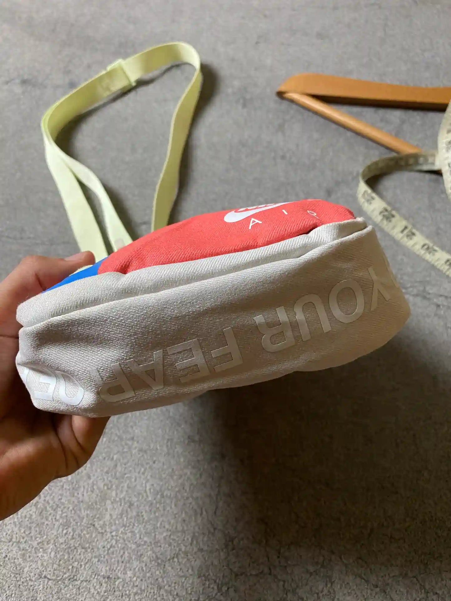 NIKE CROSS BODY BAG