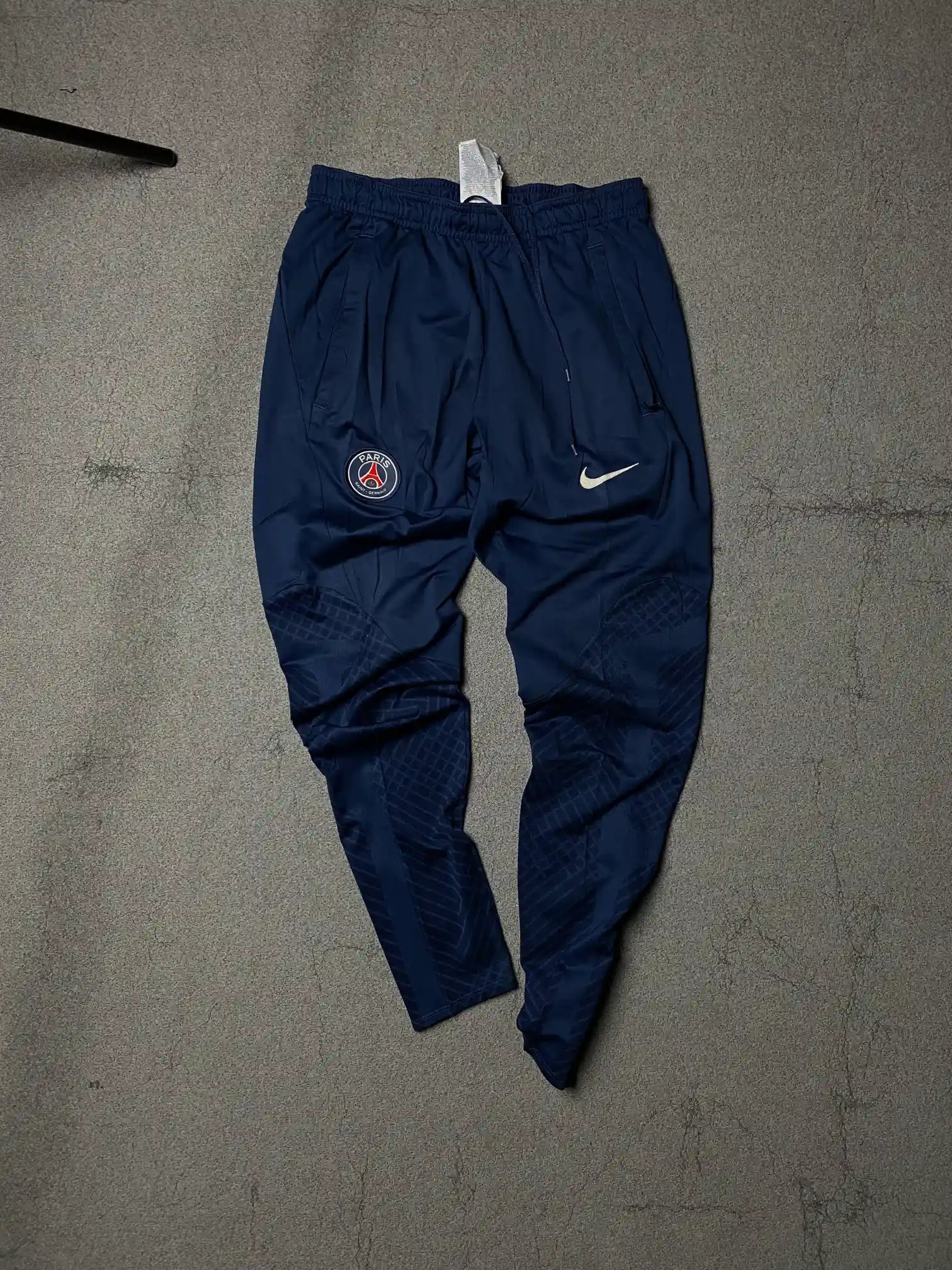 PSG TRAINING ELASTIC NIKE TROUSER // ADULT SMALL