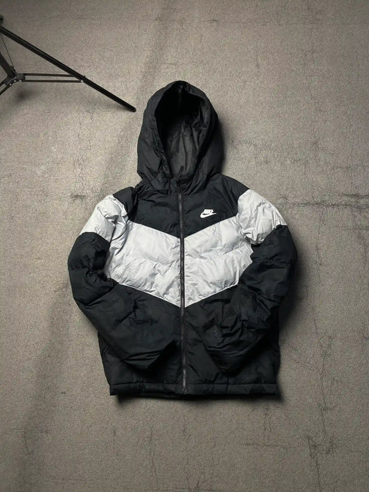 NIKE PUFFER JACKET 👀