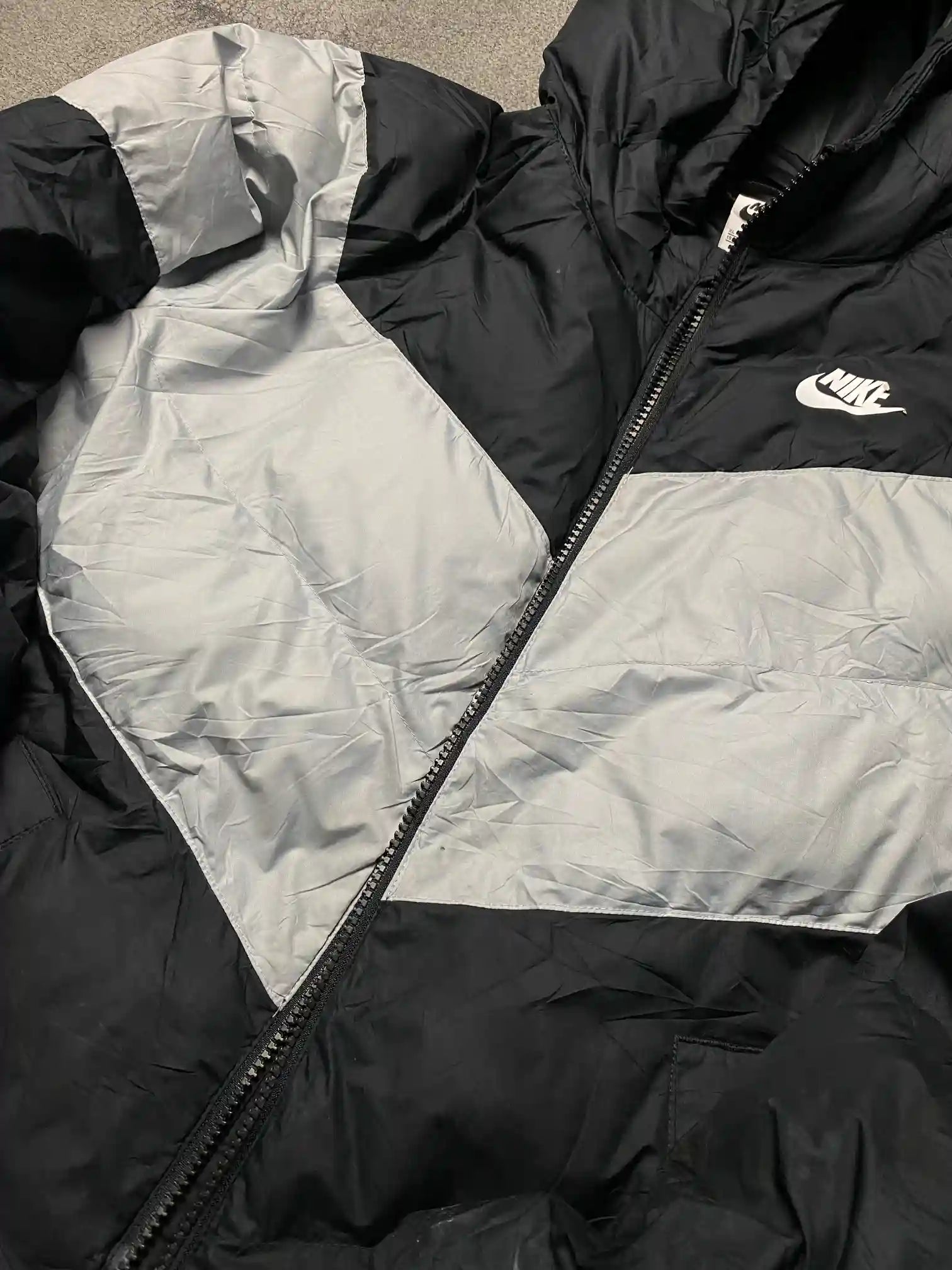 NIKE PUFFER JACKET 👀