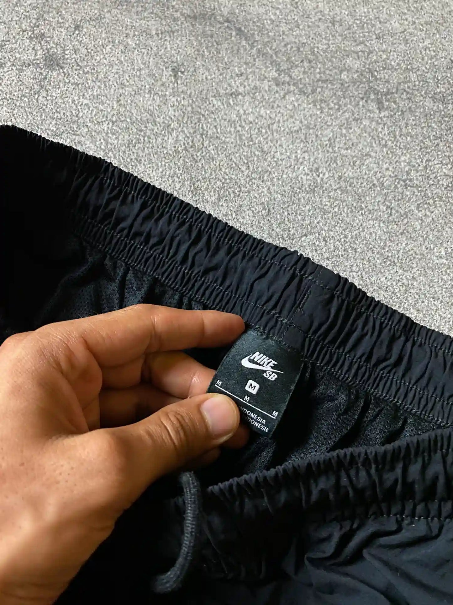 NIKE SB 3 QUATER TROUSER