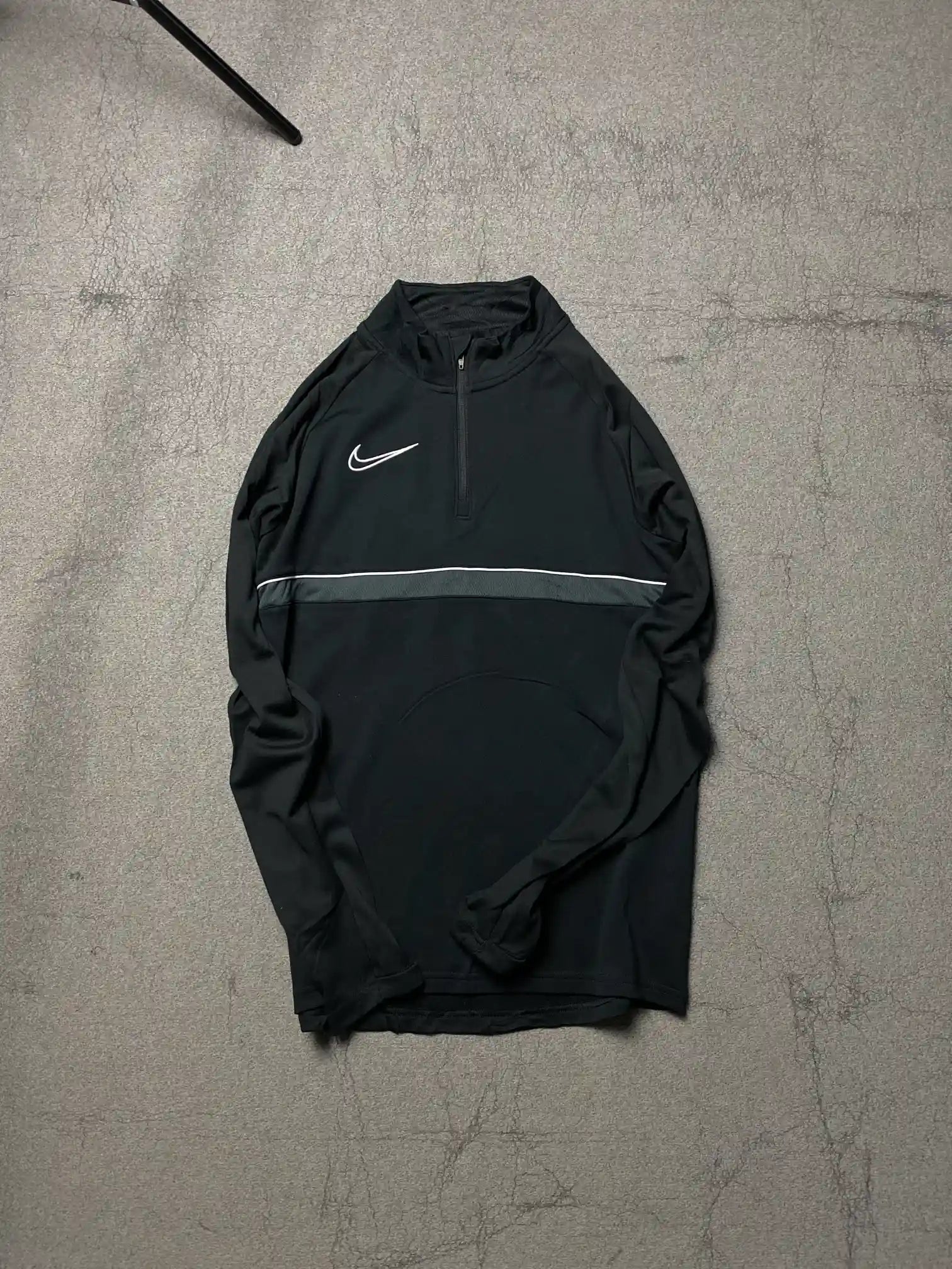 Nike DRI-FIT training drill top