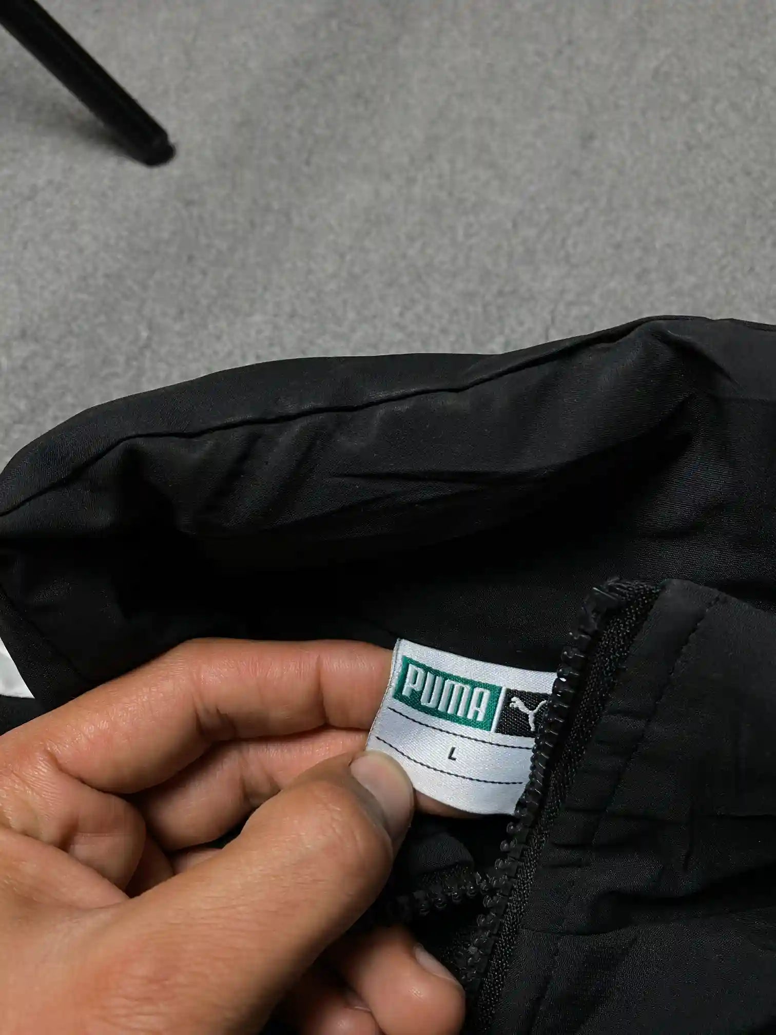 Puma puffer jacket // large