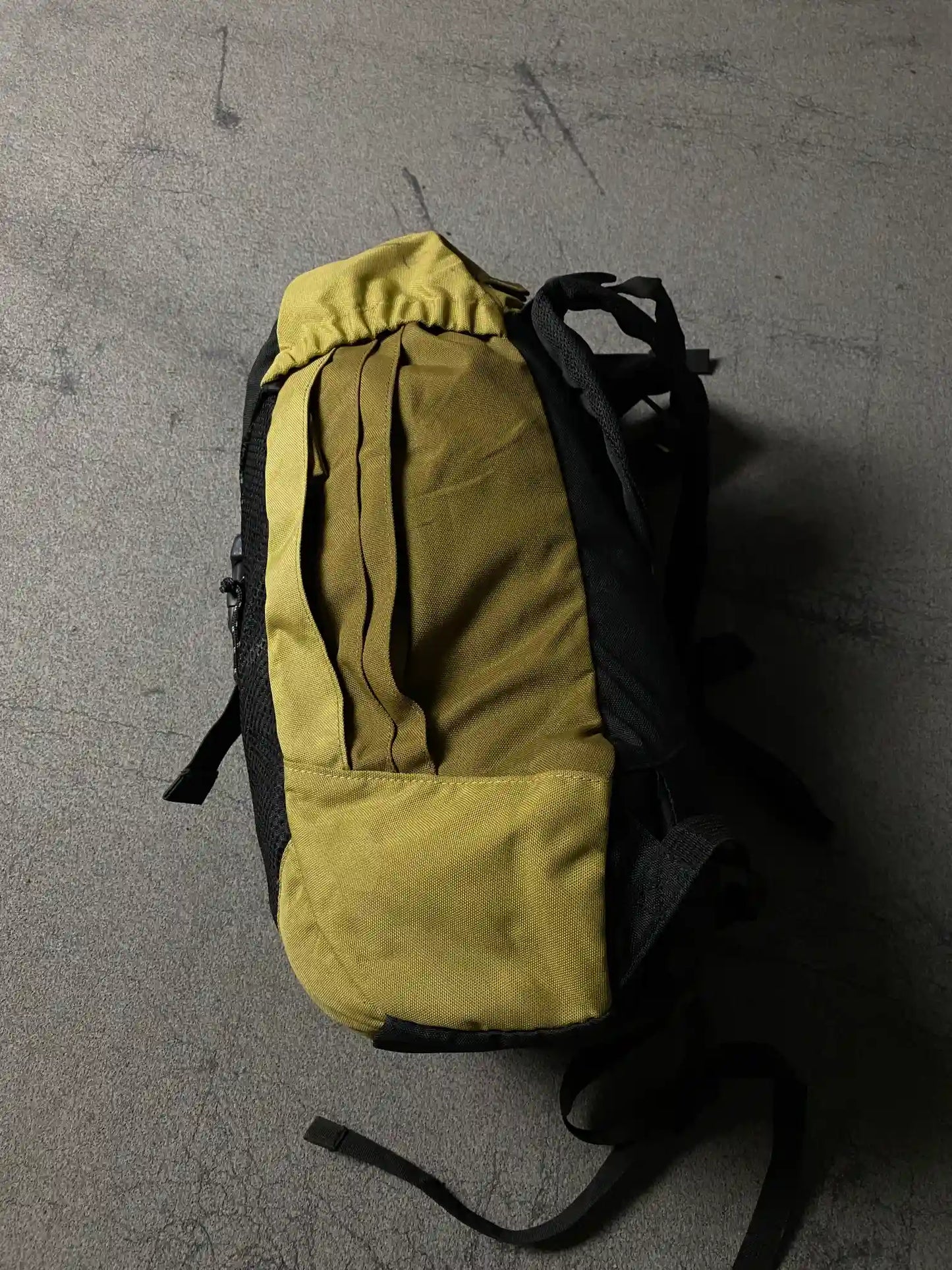 QUECHUA ARPENAZ 20 BACKPACK