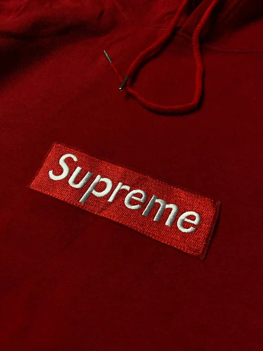 SUPREME HOODIE// MADE IN USA // XL