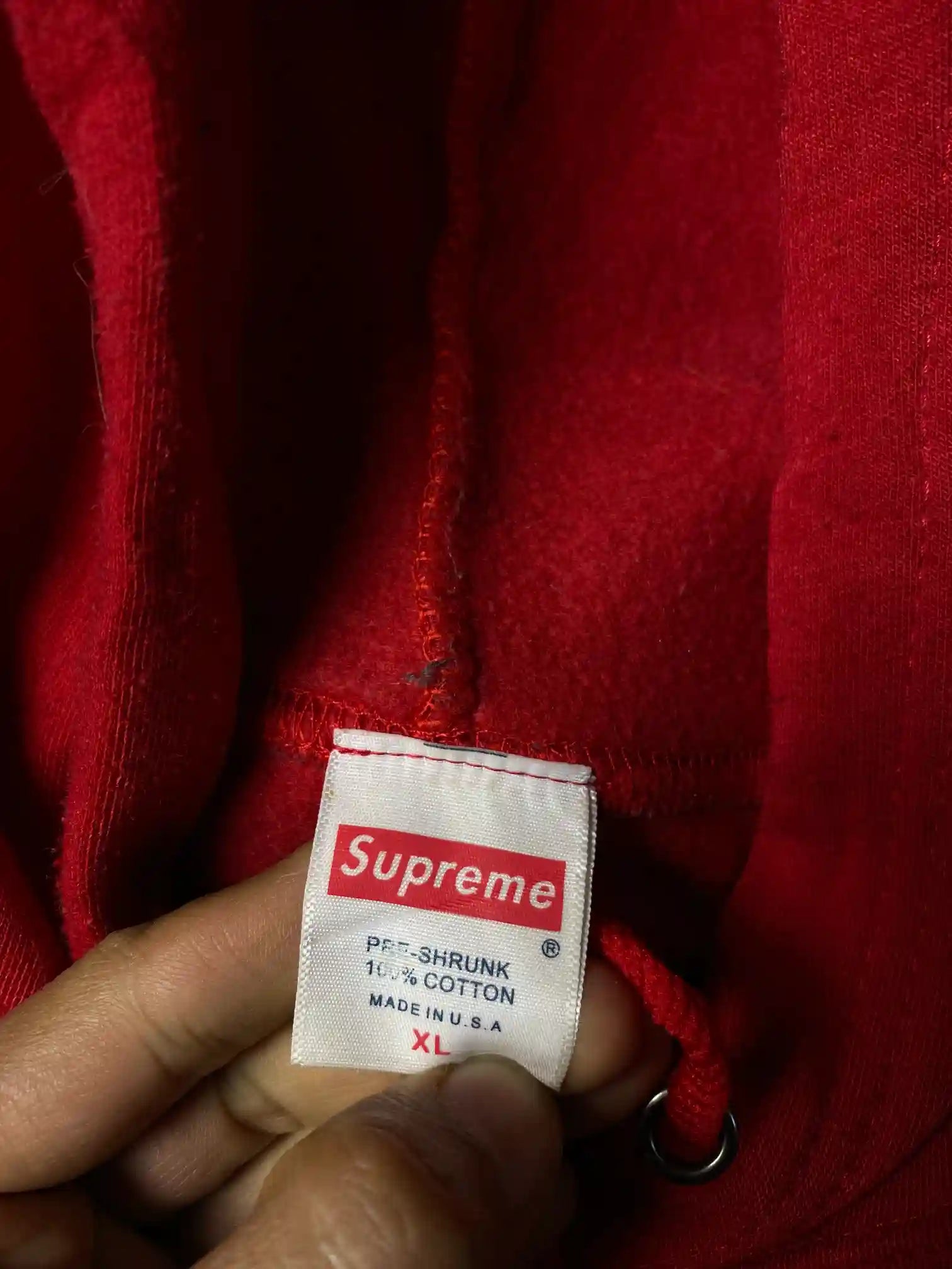 SUPREME HOODIE// MADE IN USA // XL