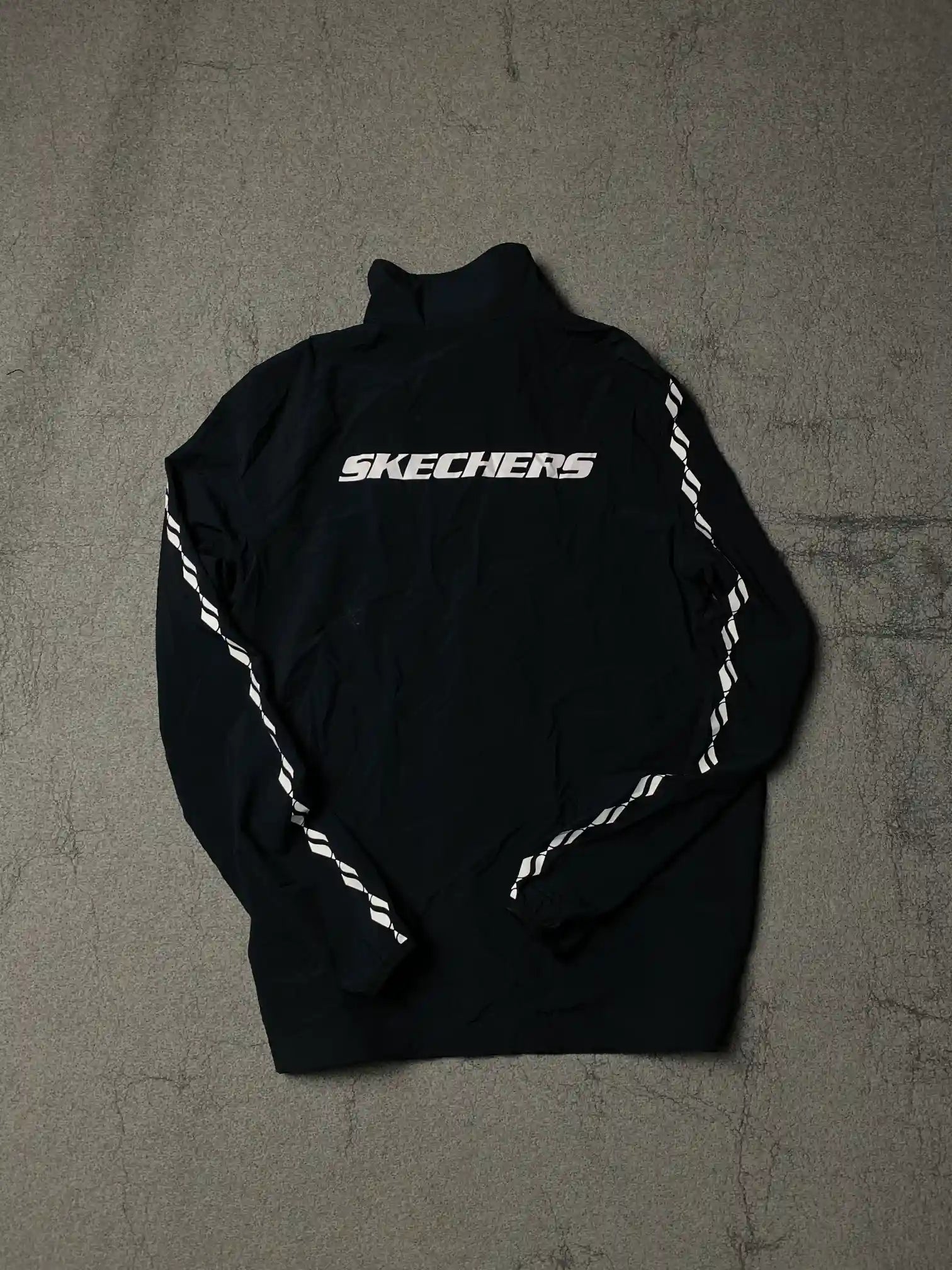 Sketchers Top