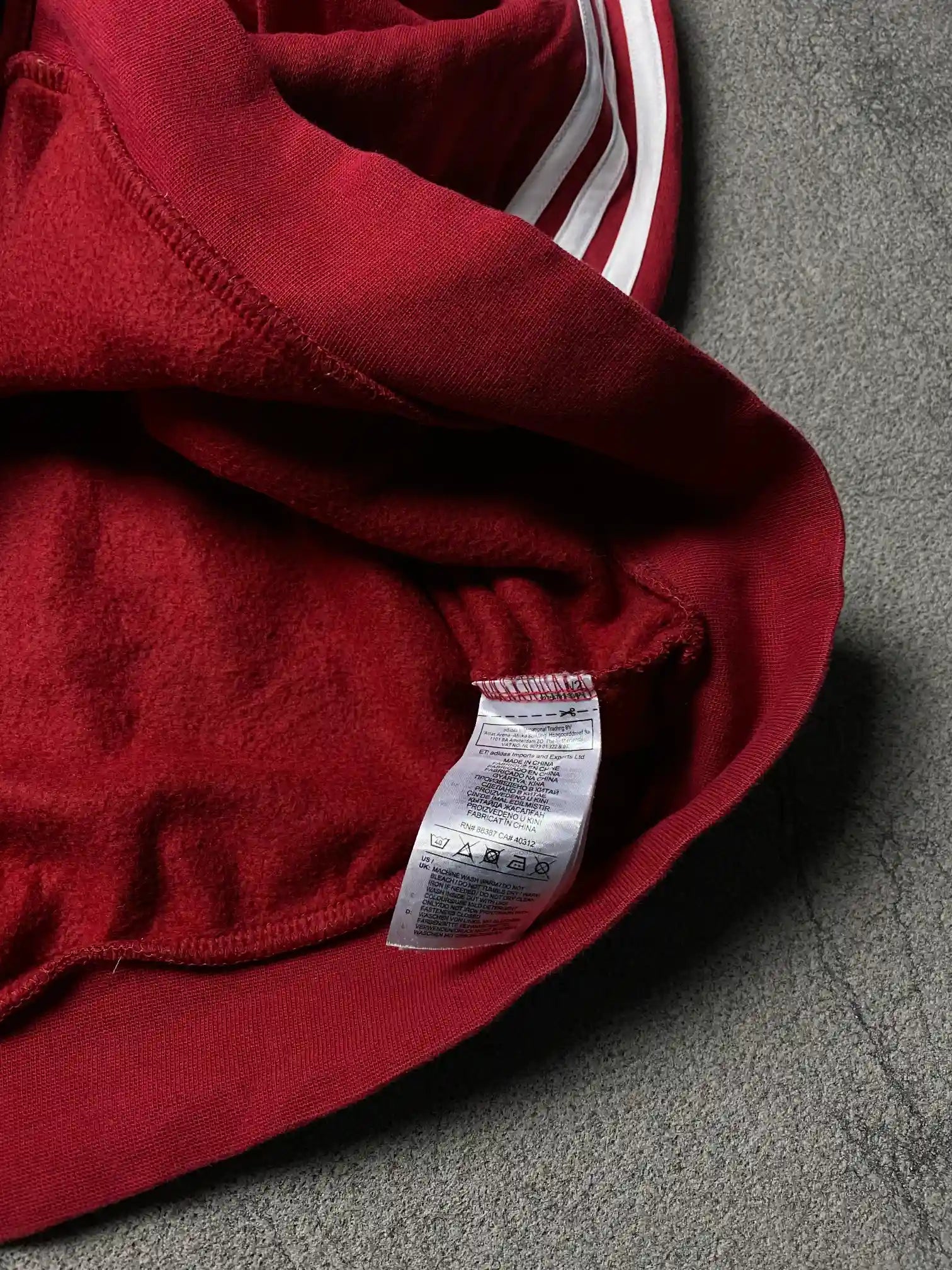 ADIDAS FULL ZIP HOODIE // 2XL