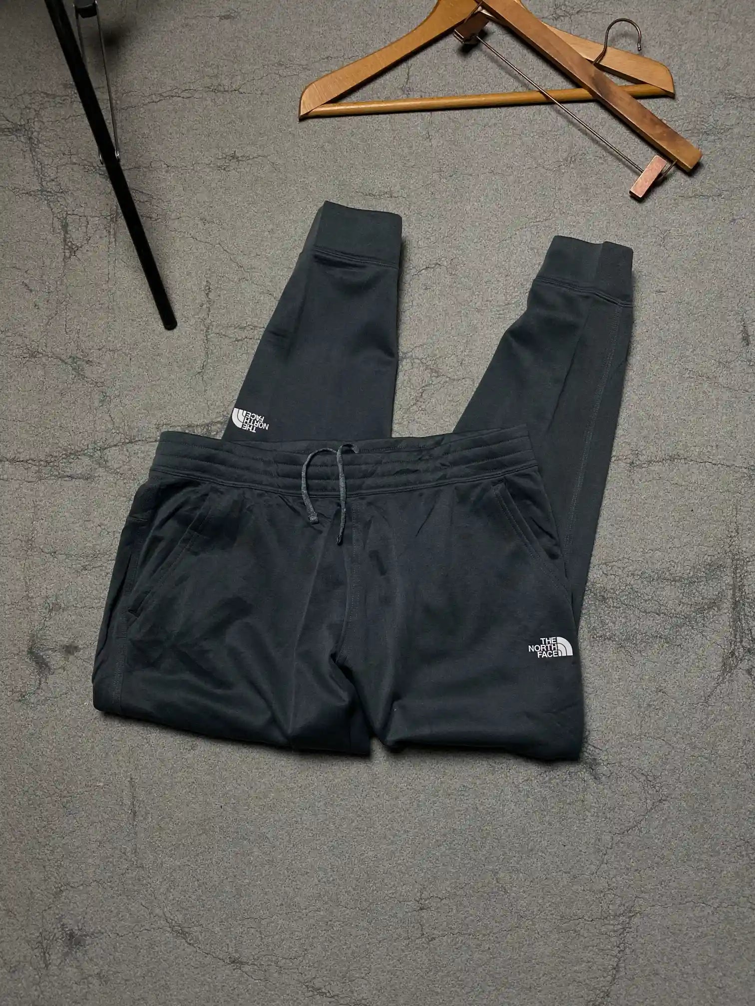 THE NORTH FACE TROUSER// LARGE