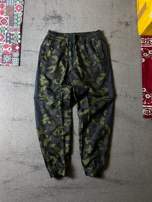 NIKE CAMO STREETWEAR TROUSERS