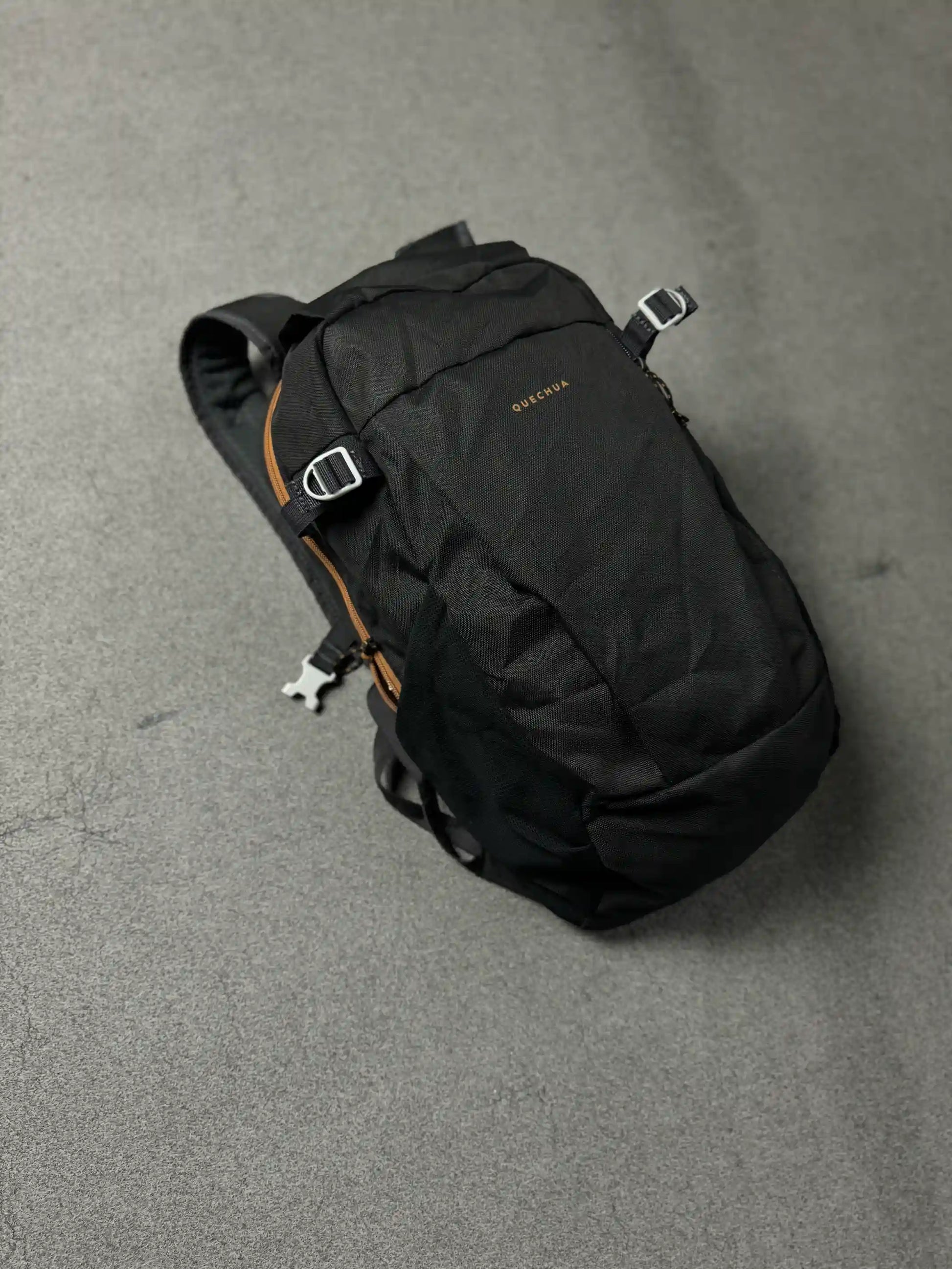 QUECHUA DECATHLON BACKPACK