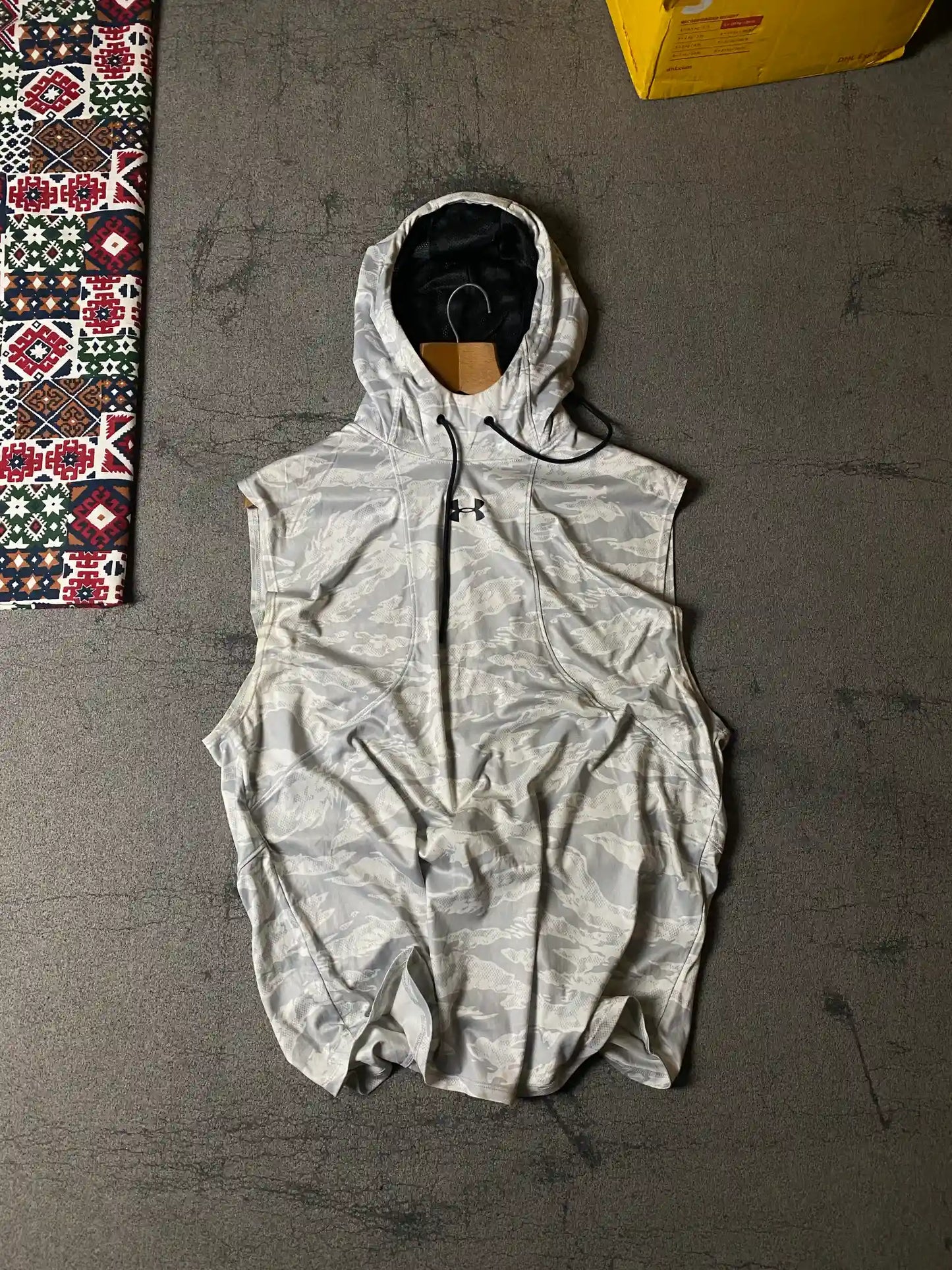 UNDERARMOUR SHIRTS