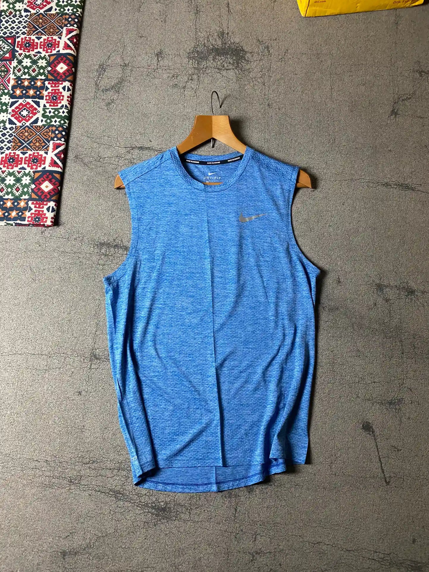 NIKE DRI-FIT SANDOS