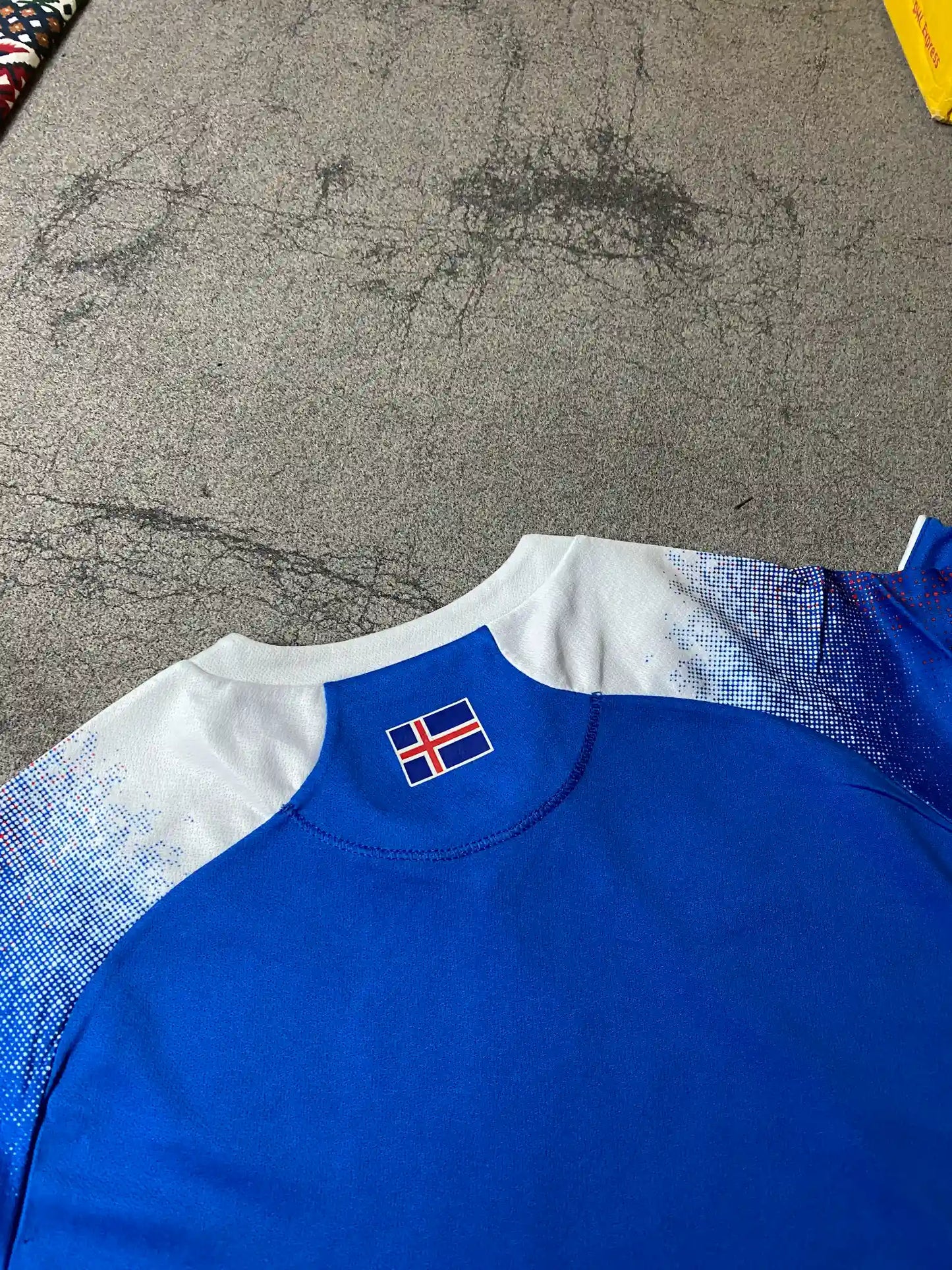 ICELAND ICONIC JERSEY