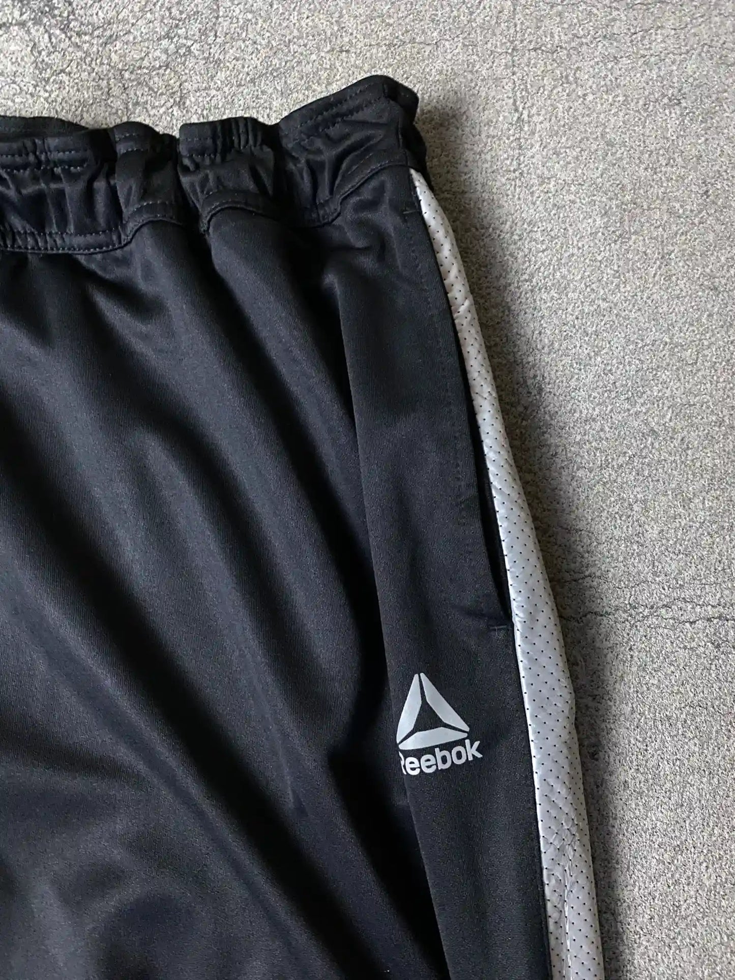 REEBOK TROUSER