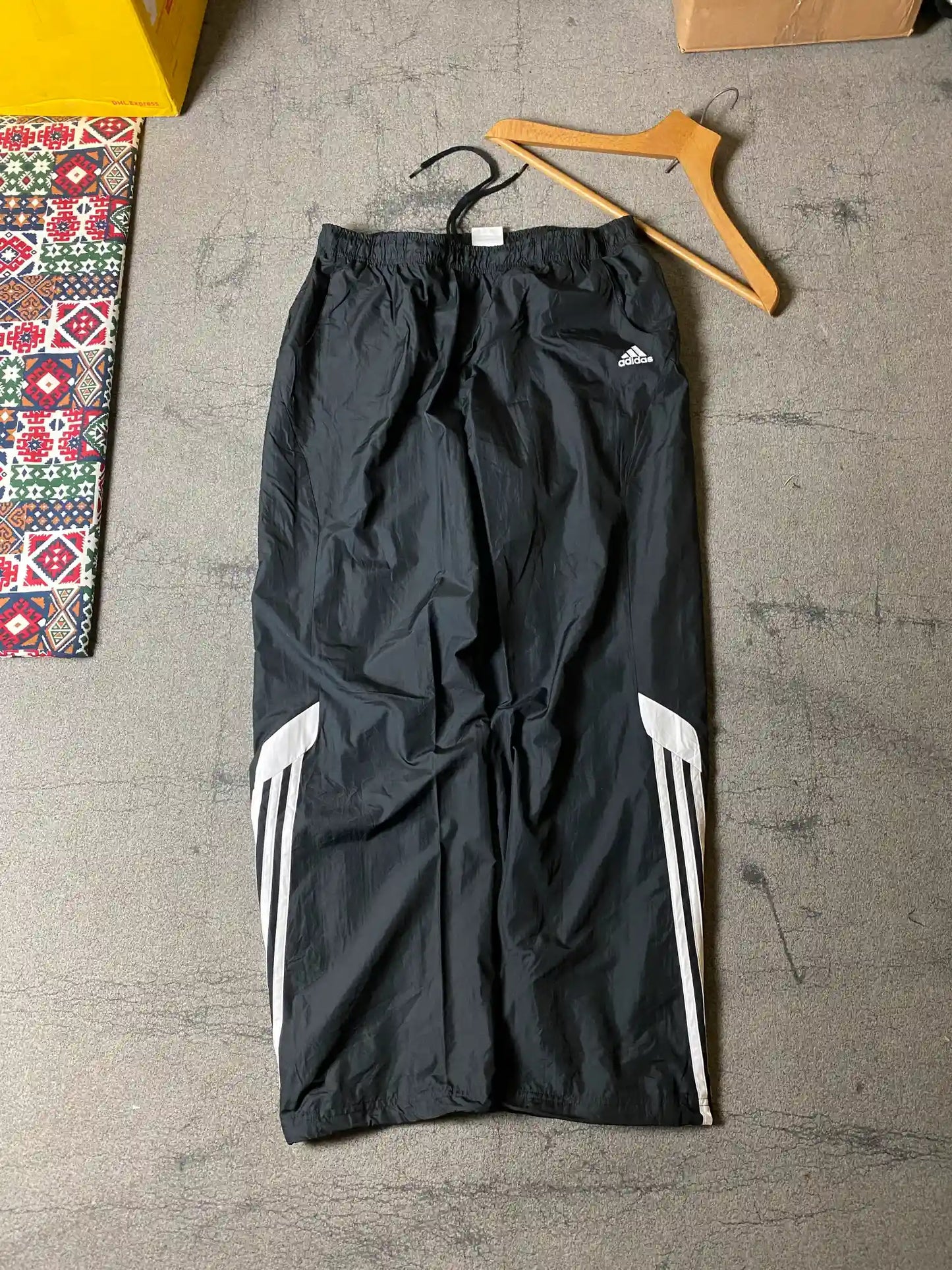 ADIDAS BAGGY TRACK TROUSER
