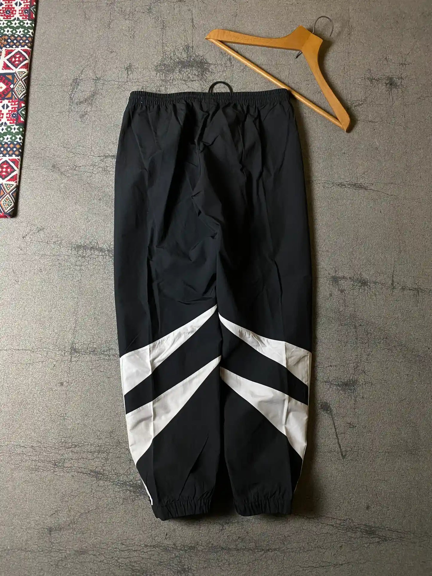 ADIDAS STREETWEAR SWOOSH TRACK TROUSER