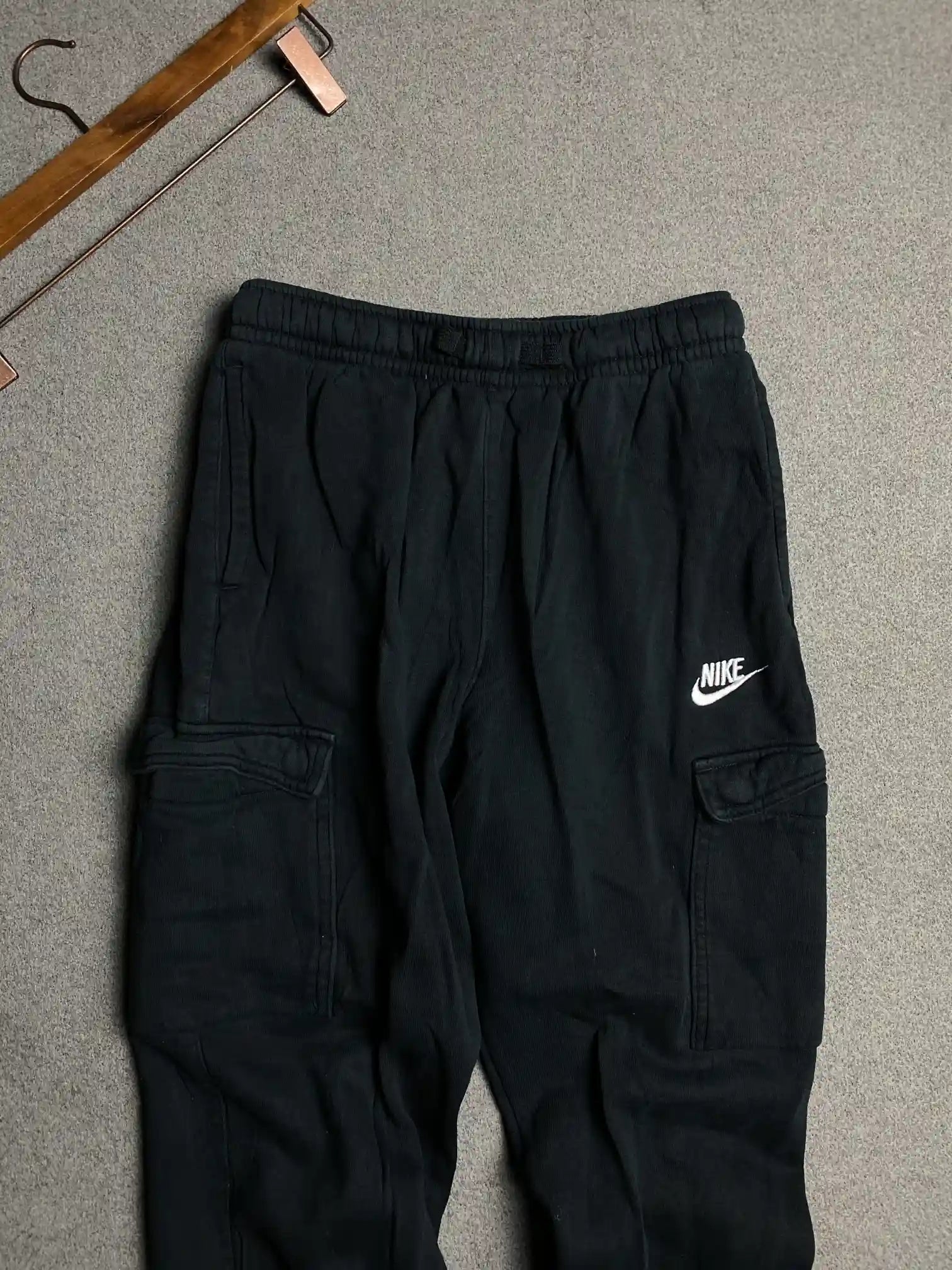 NIKE CARGO TROUSERS