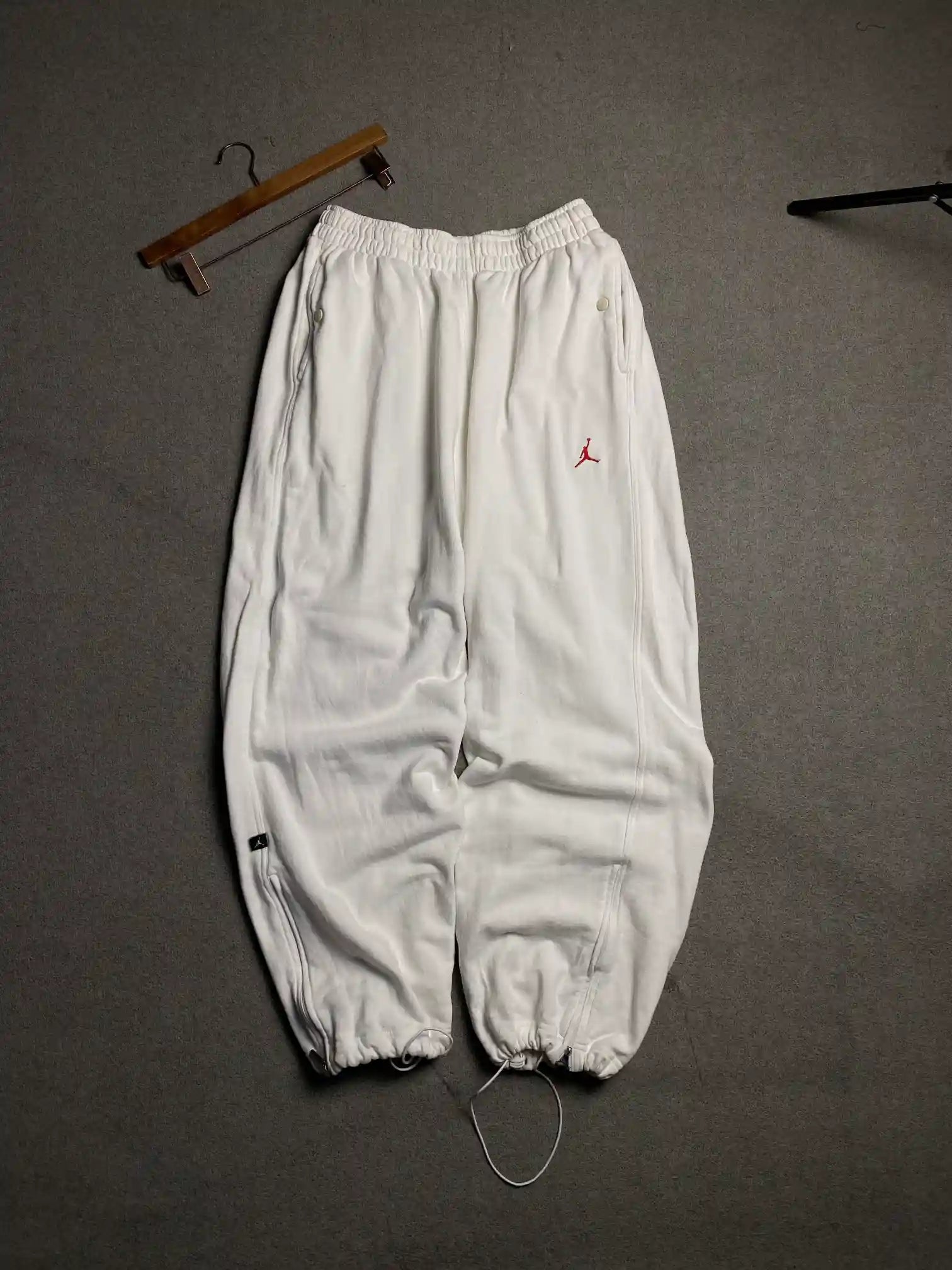 JORDAN WINTER WARN BAGGY TROUSERS