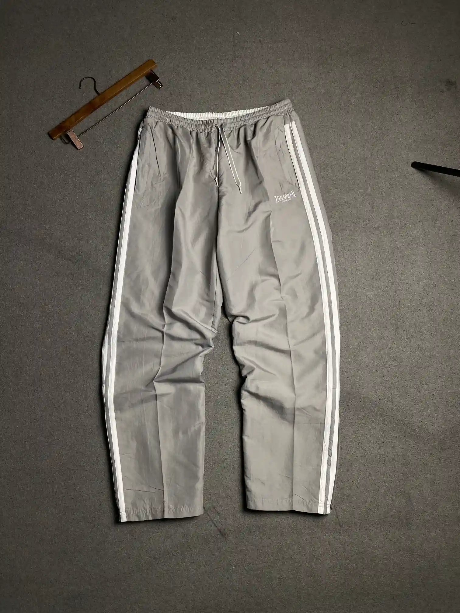 LONSDALE LONDON TRACK TROUSERS  // LARGE