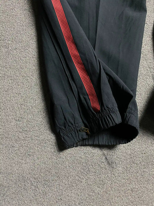 NIKE MERCURIAL RETRO BAGGY PARACHUTE TROUSERS // LARGE