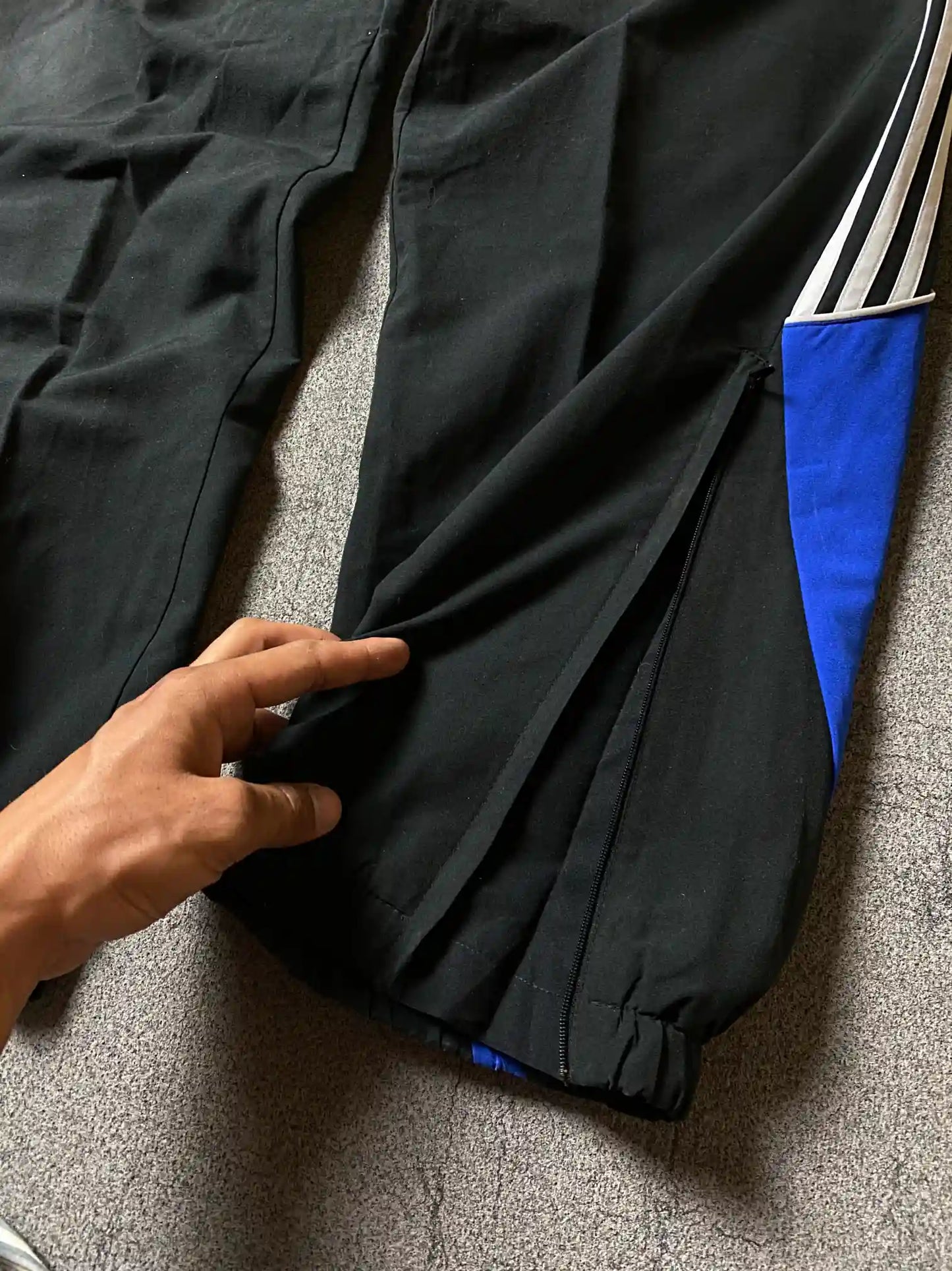 ADIDAS BAGGY TRACK TROUSERS
