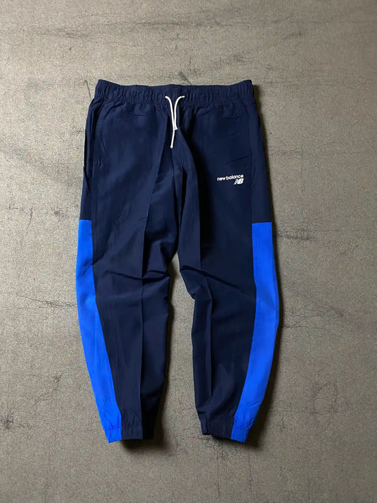NEW BALANCE SIGNAL PARACHUTE TROUSERS