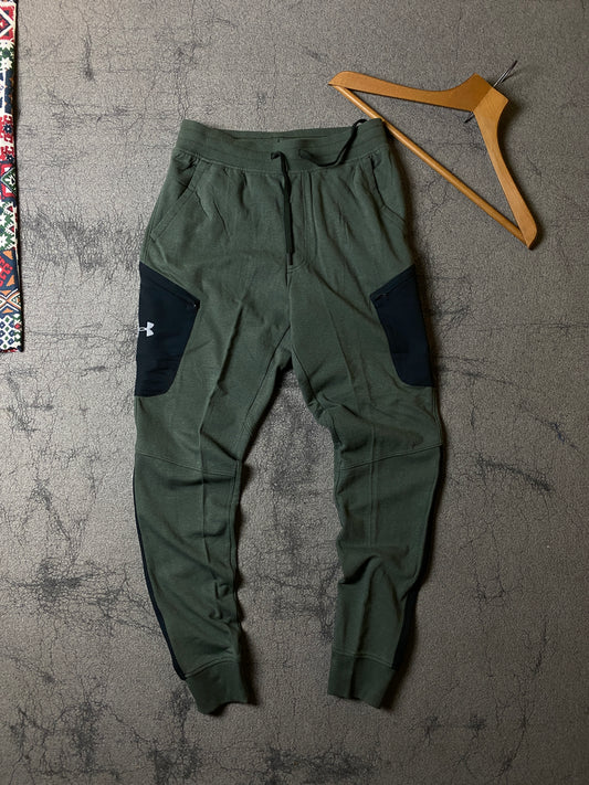 UNDERARMOUR TROUSER
